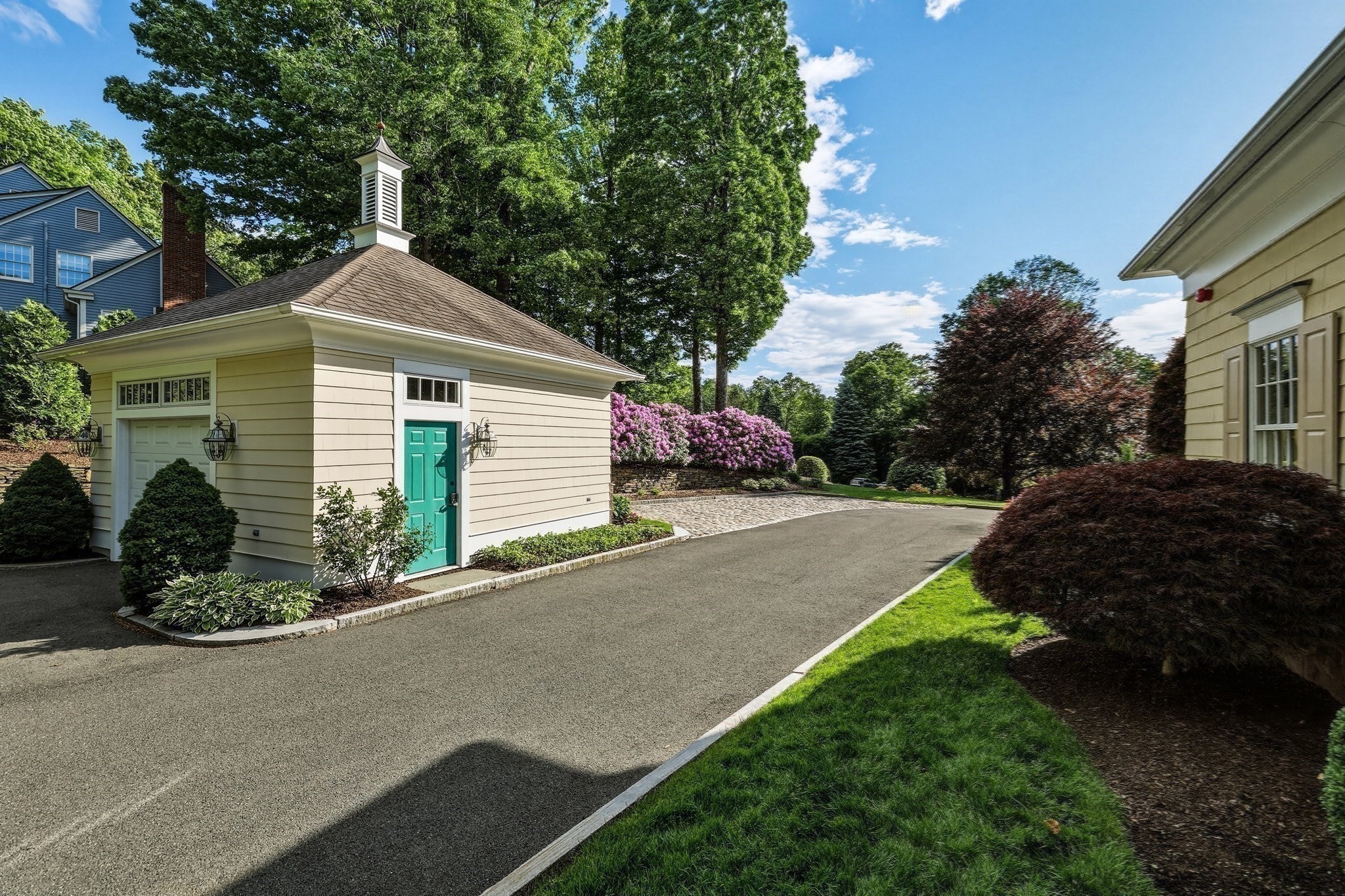 main property photo 14