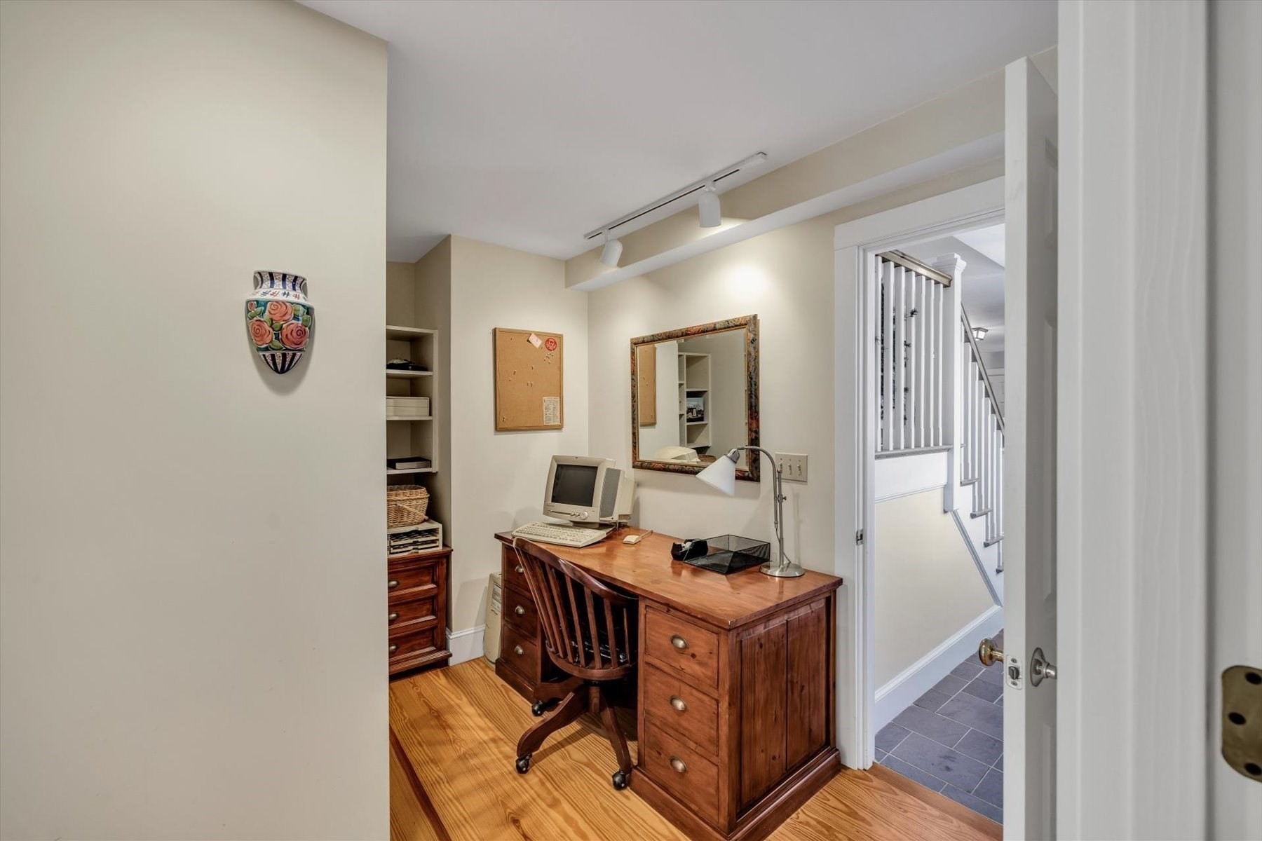 main property photo 13