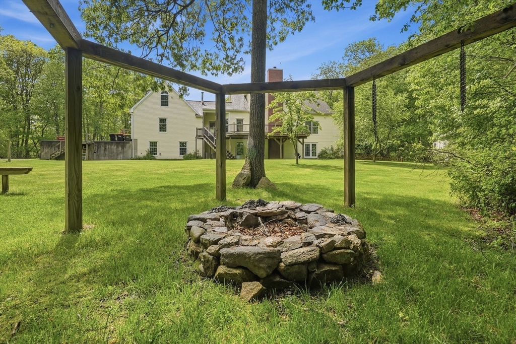 main property photo 40
