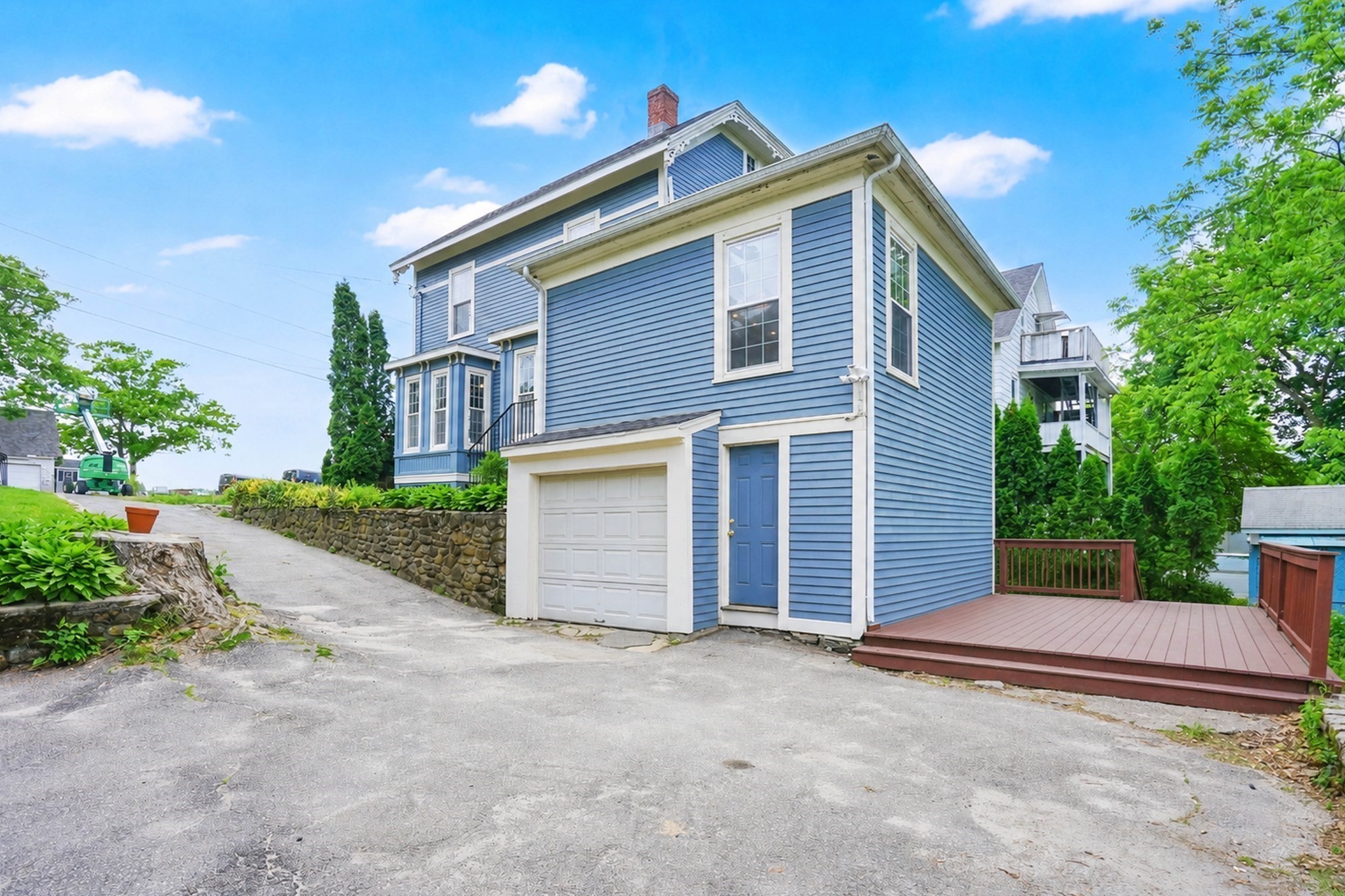 main property photo 35