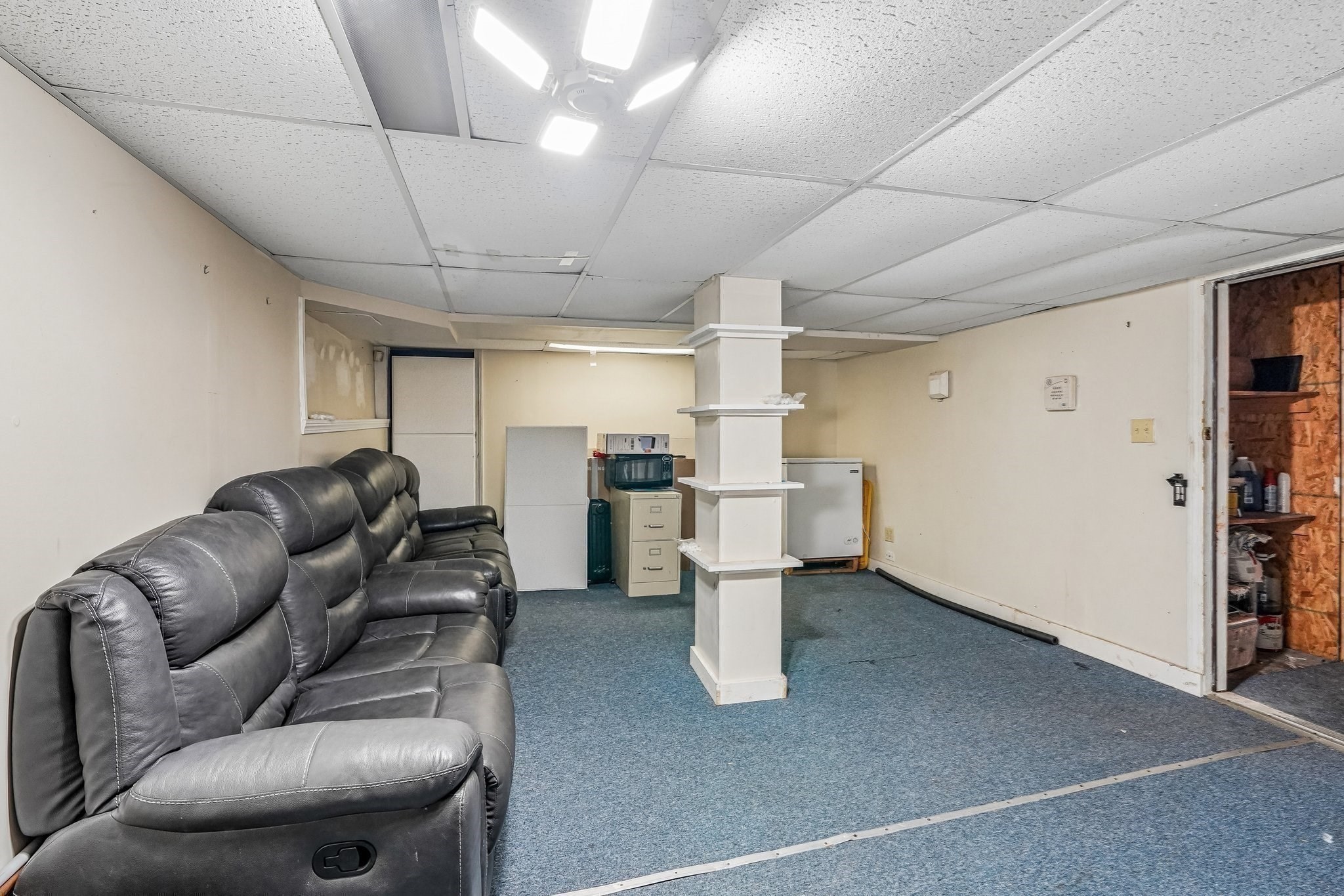 main property photo 25