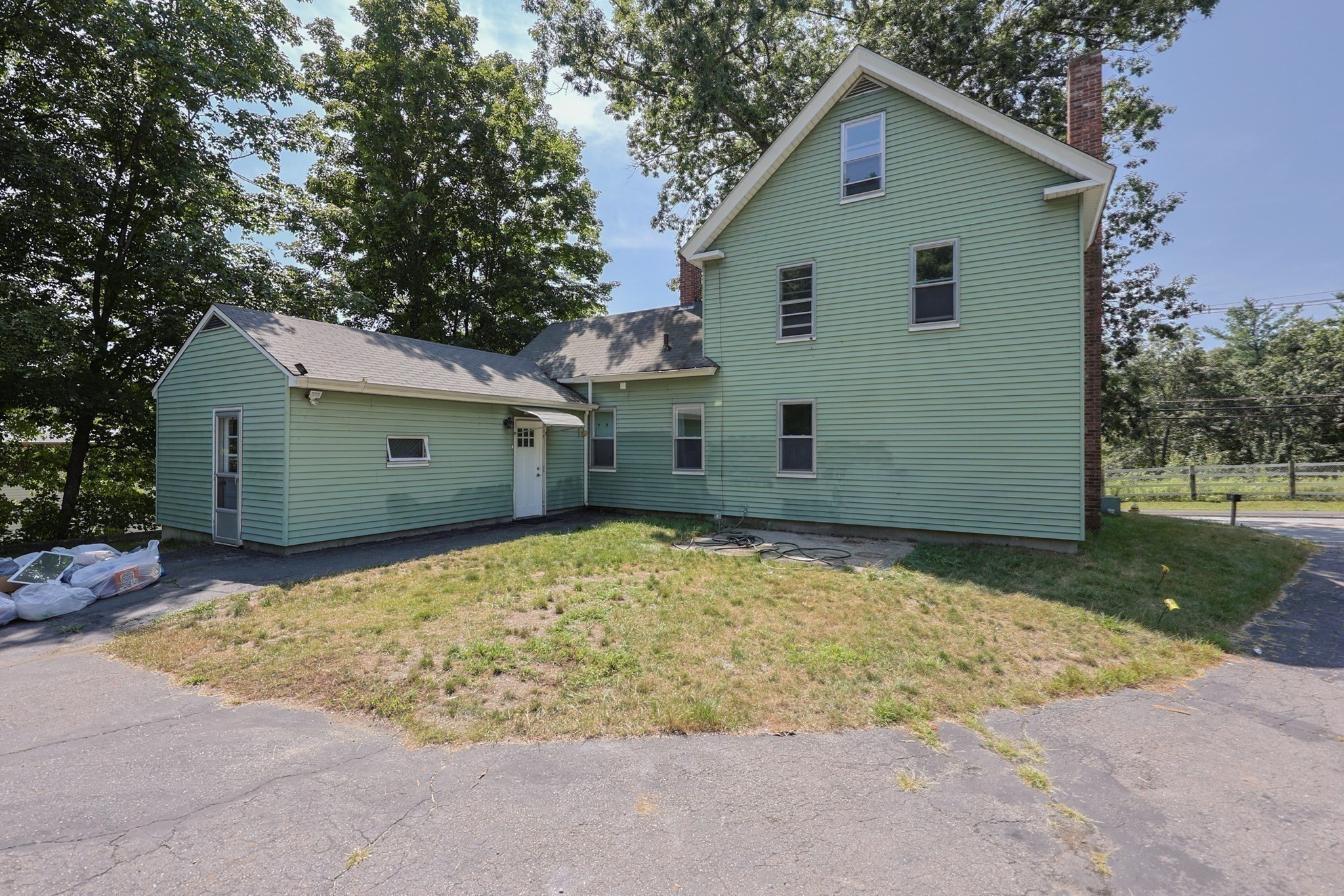 main property photo 26