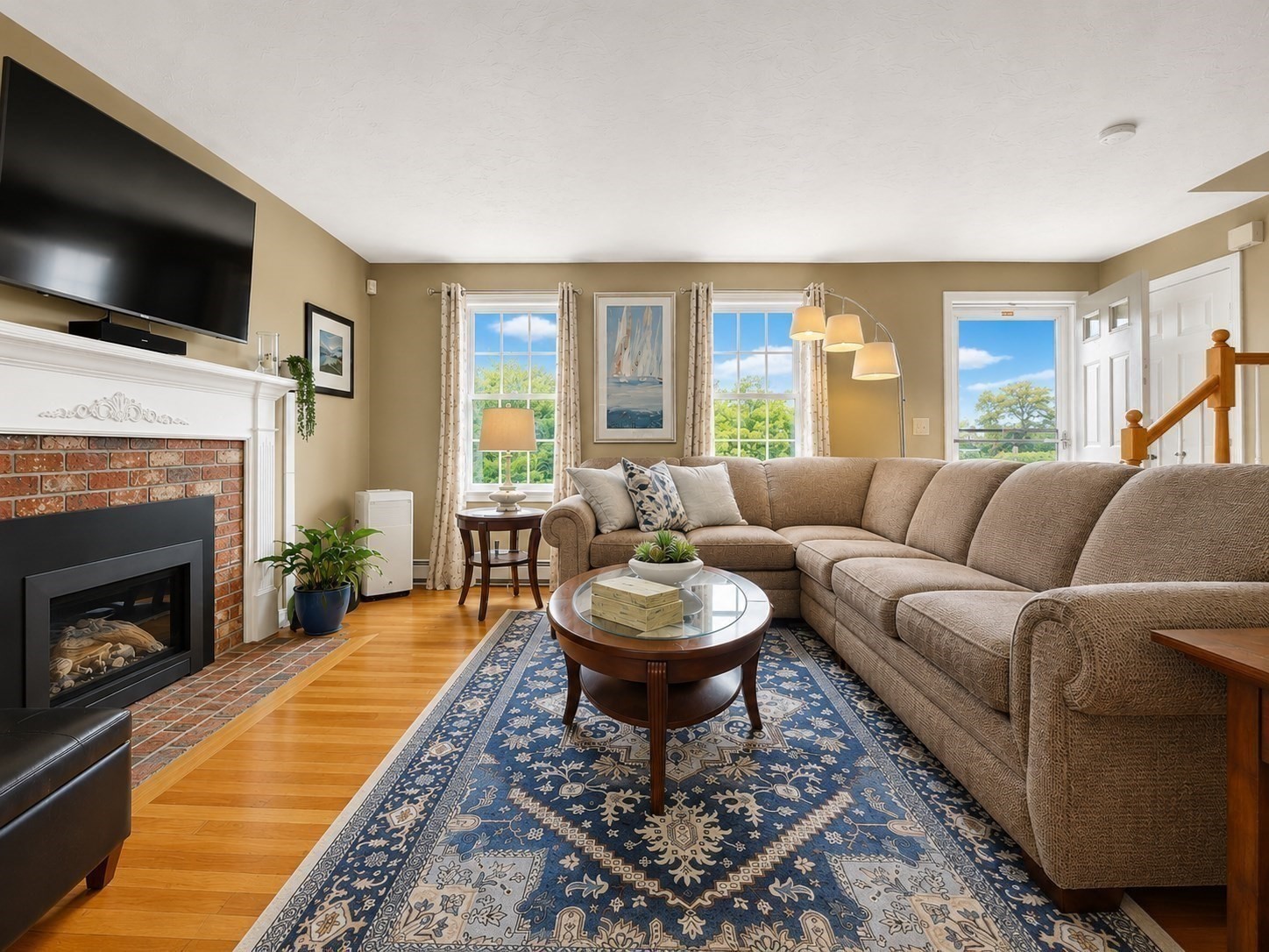 main property photo 13