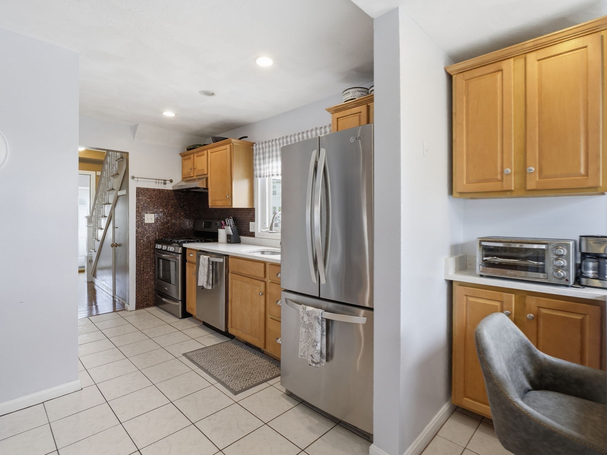 main property photo 17