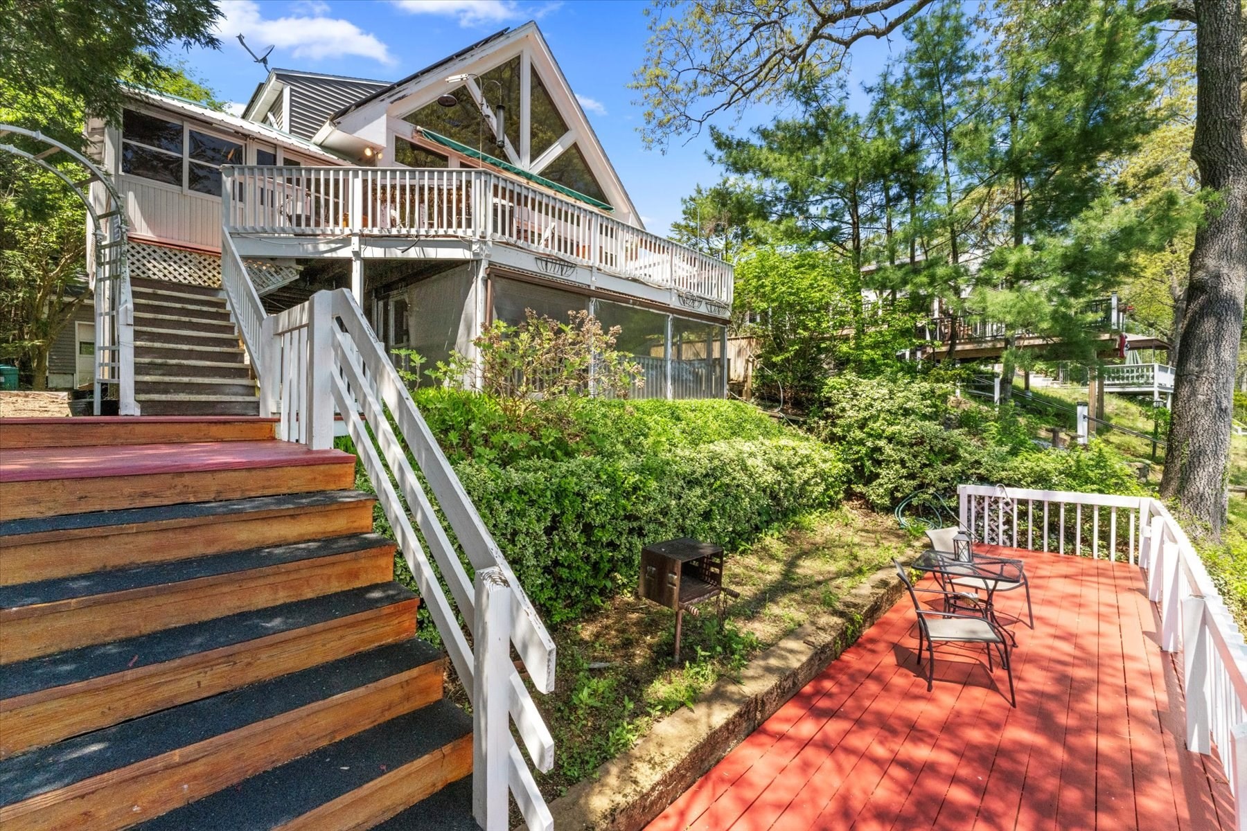 main property photo 35