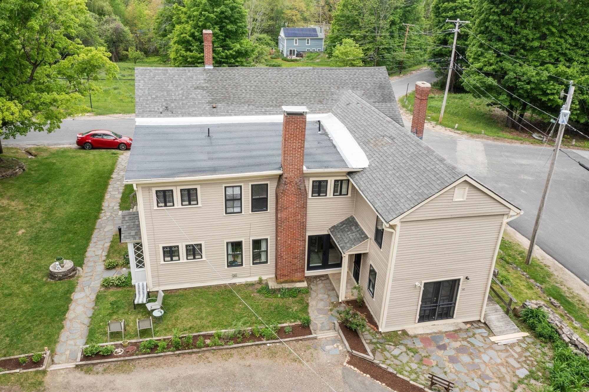 main property photo 34