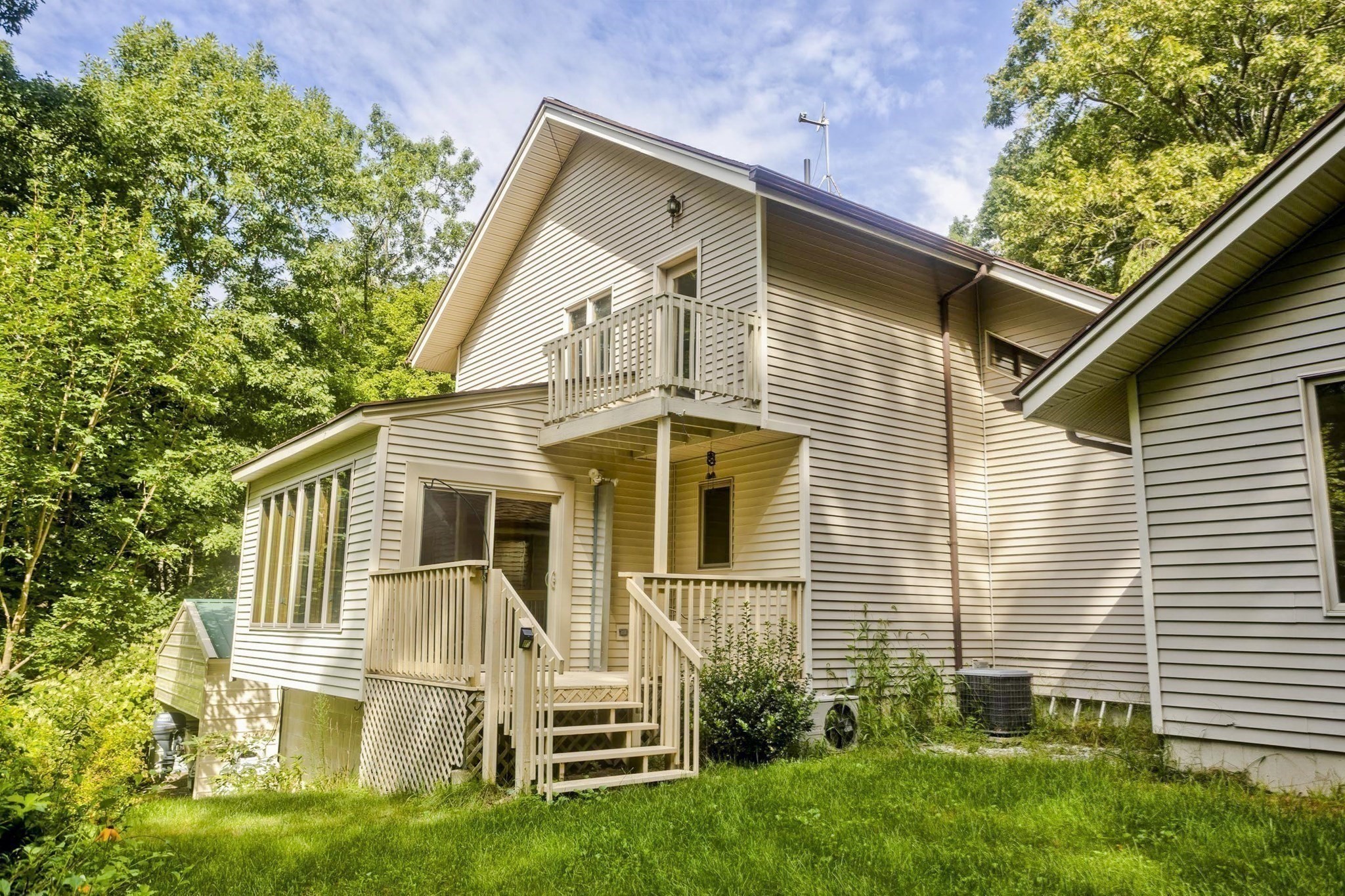 main property photo 35