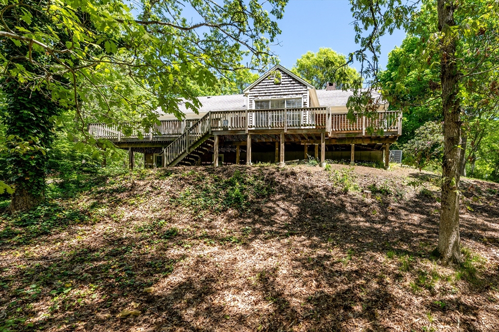 main property photo 34