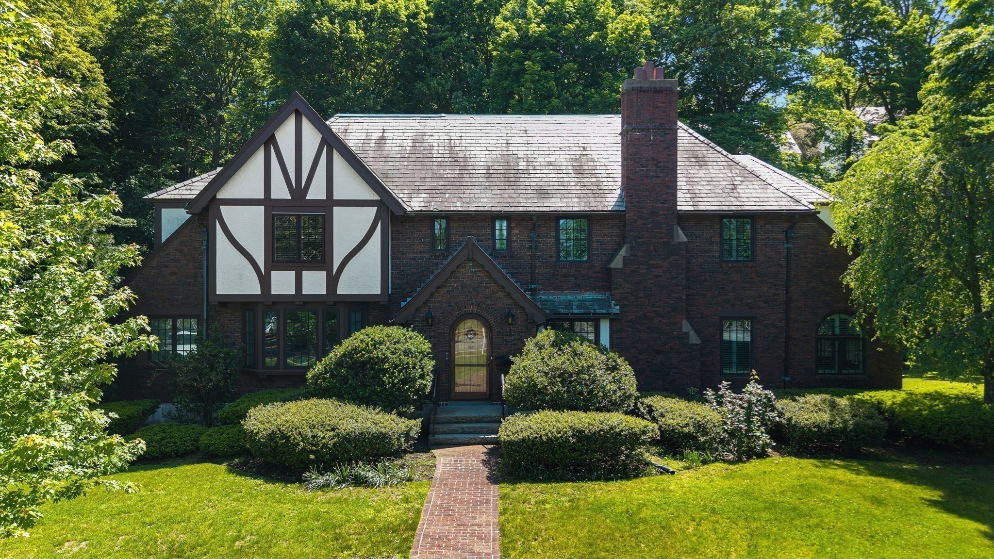 main property photo 40