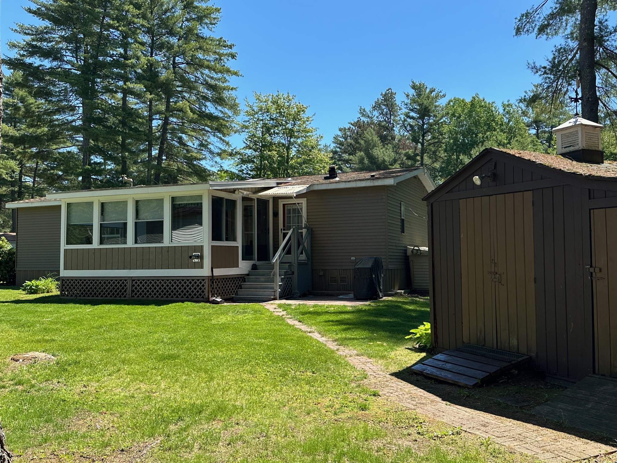 main property photo 3