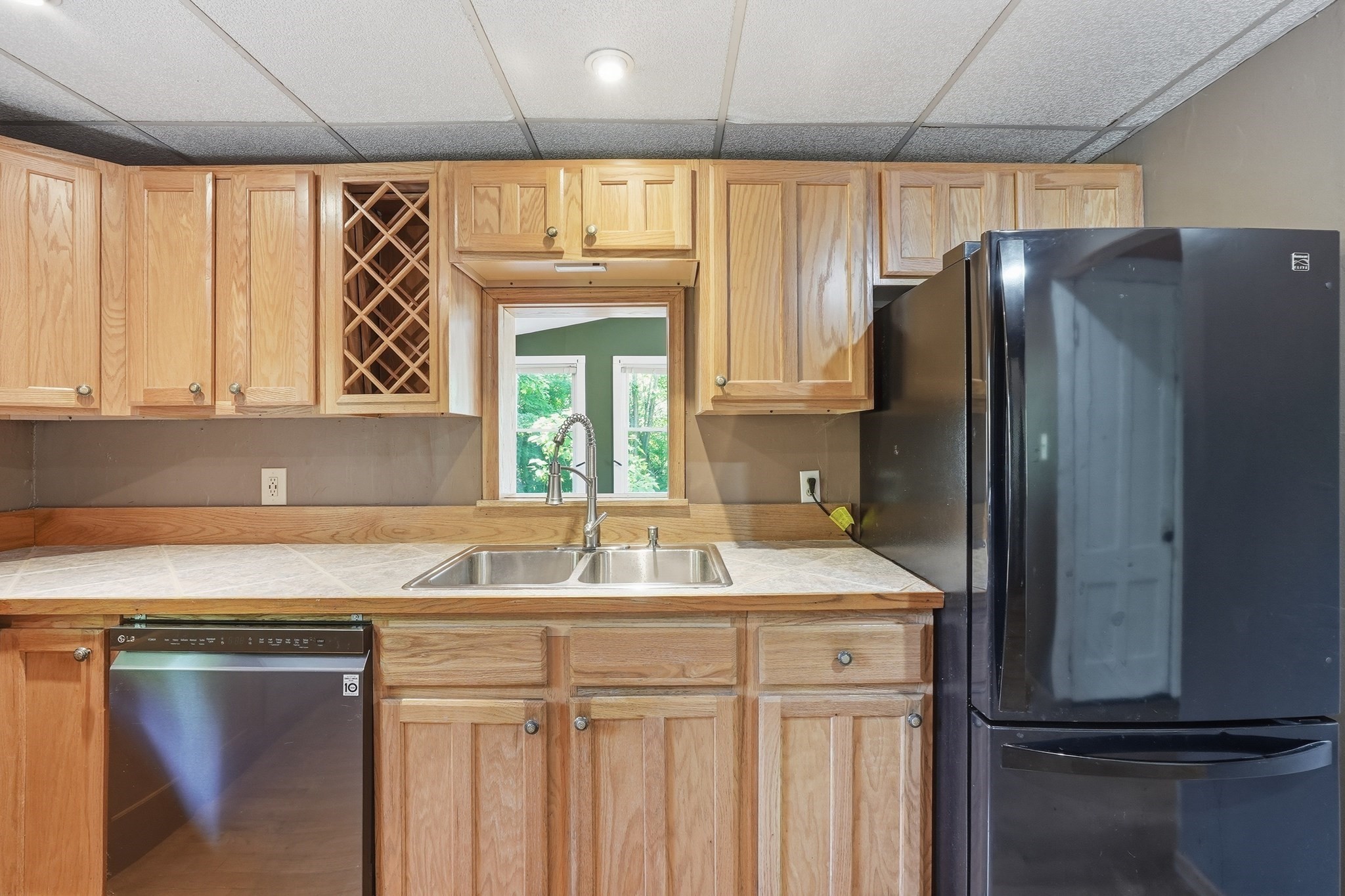 main property photo 9