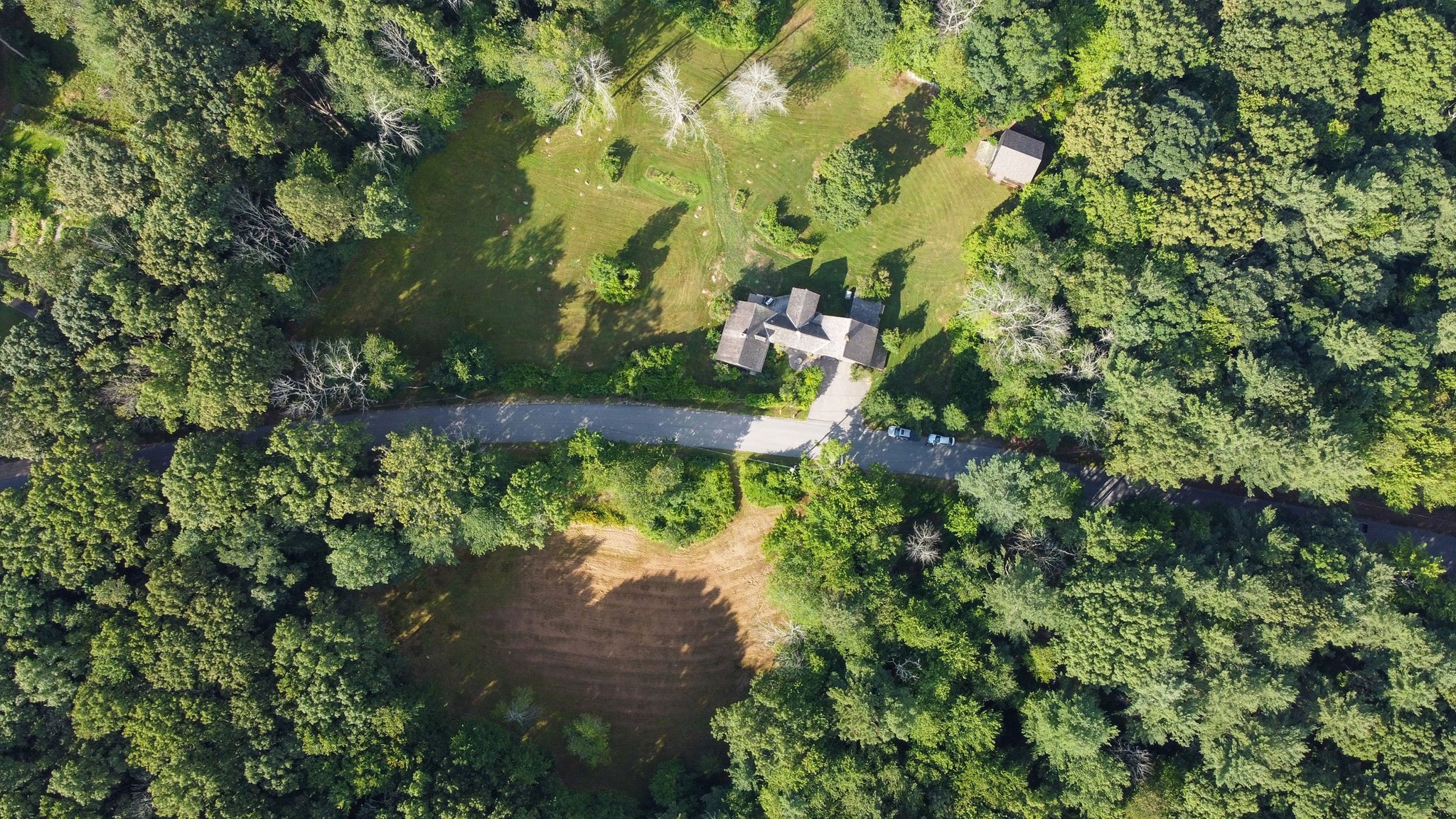 main property photo 10