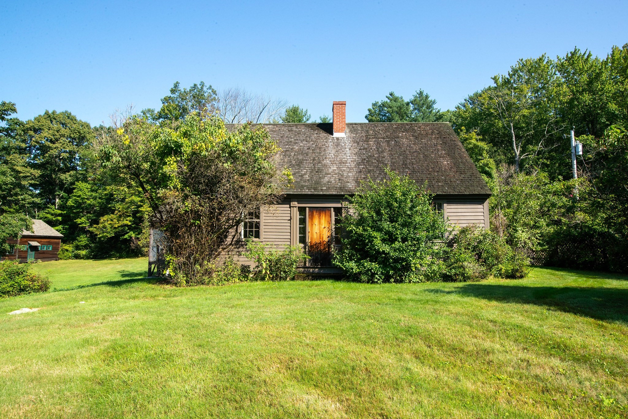 main property photo 14