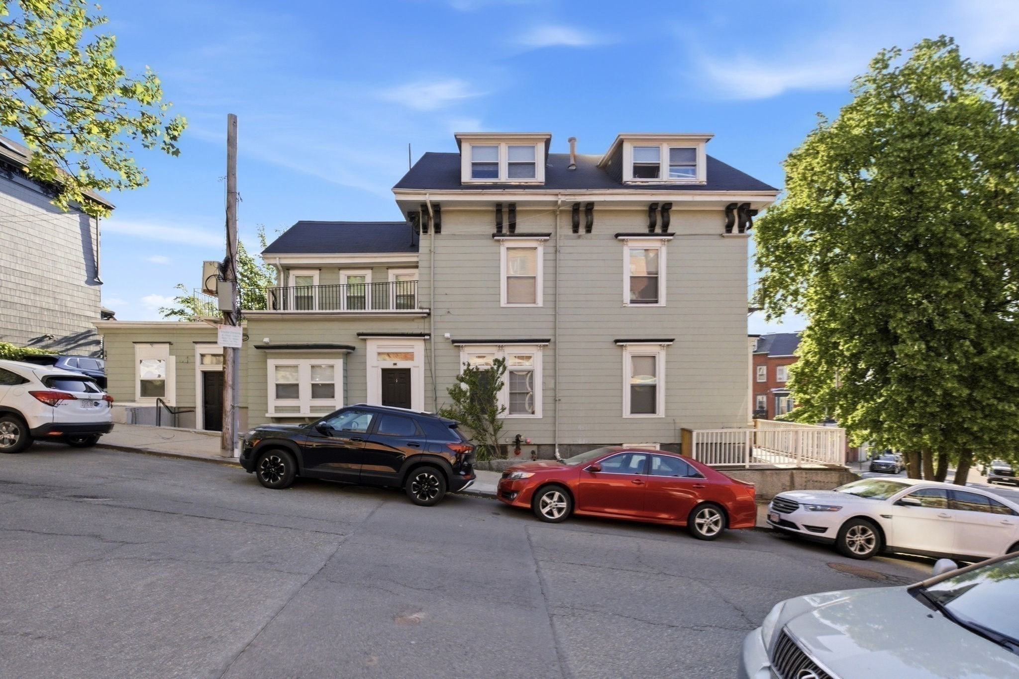 main property photo 1