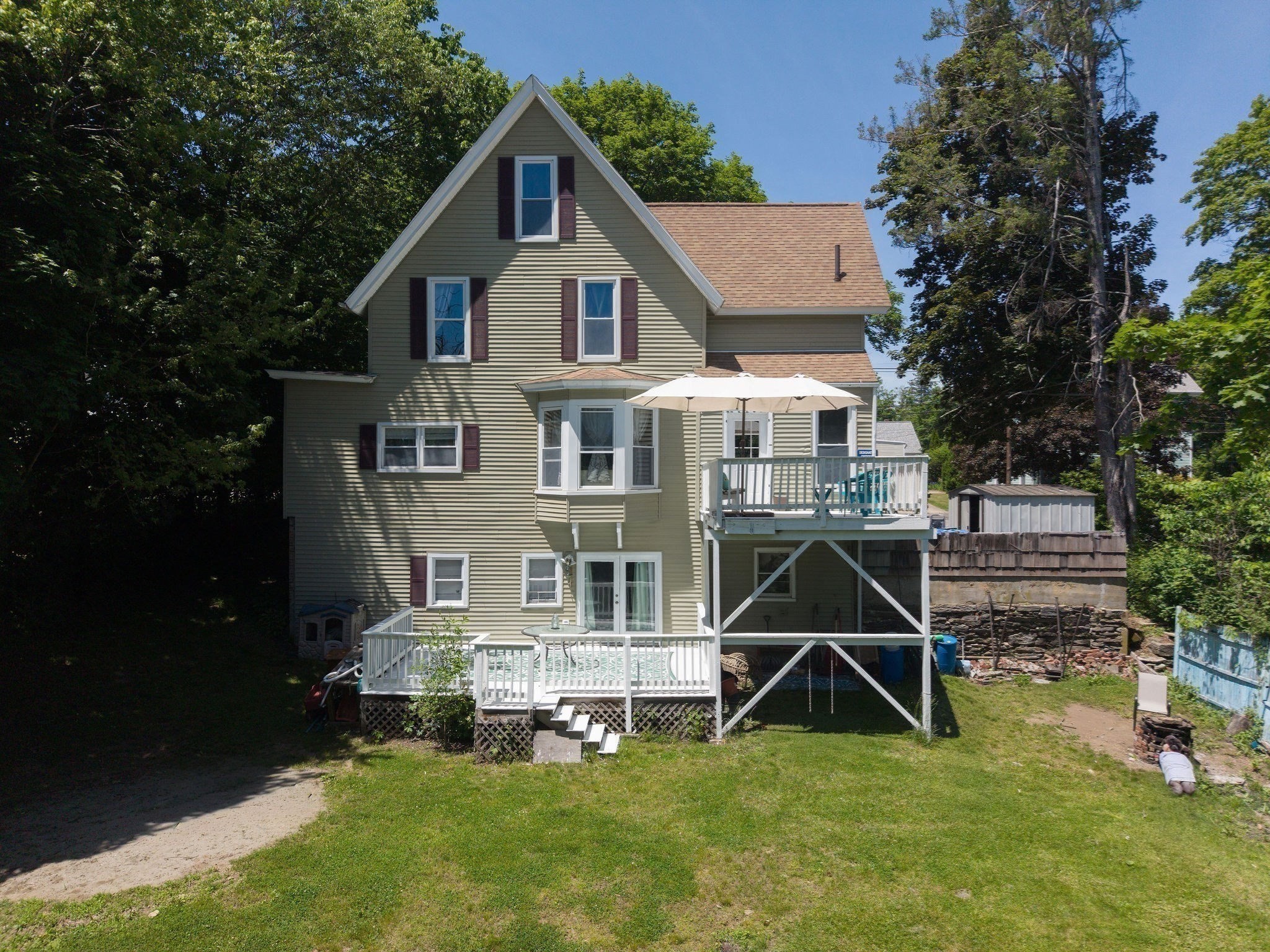 main property photo 25