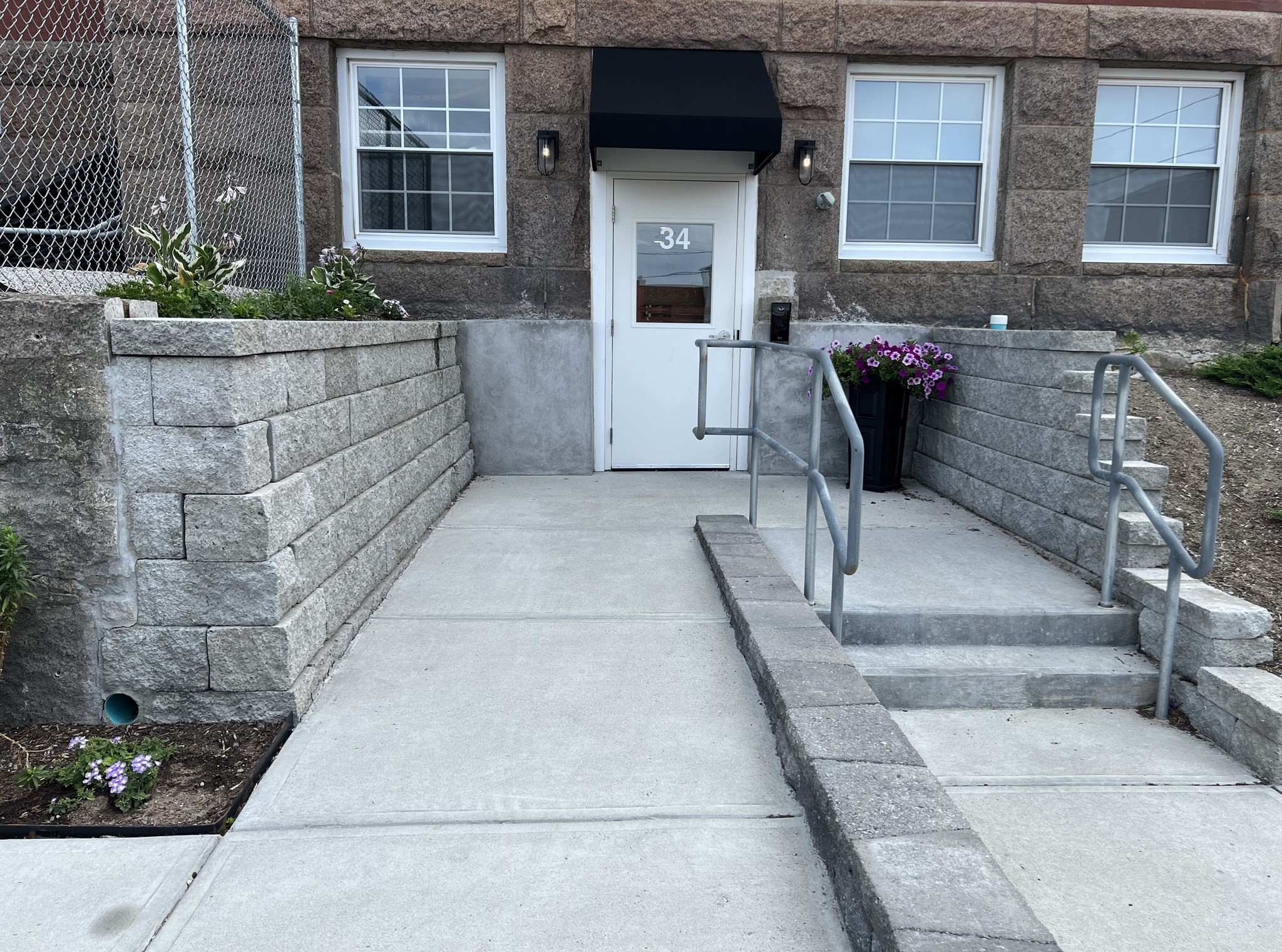 main property photo 18