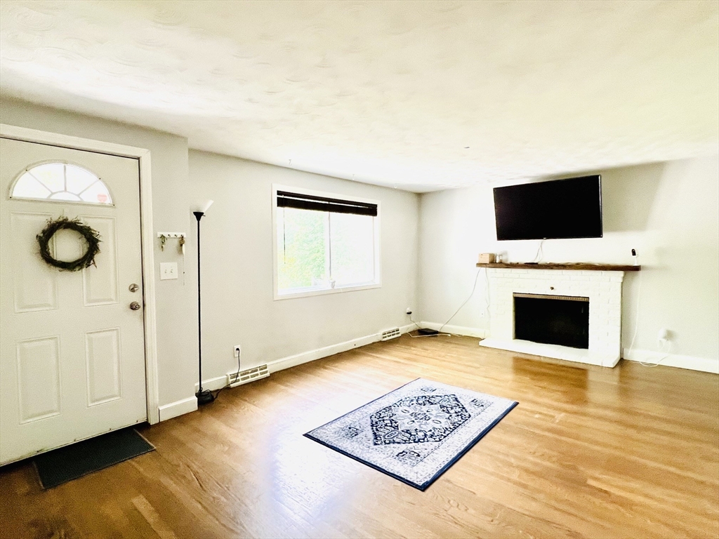property viewer photo 5