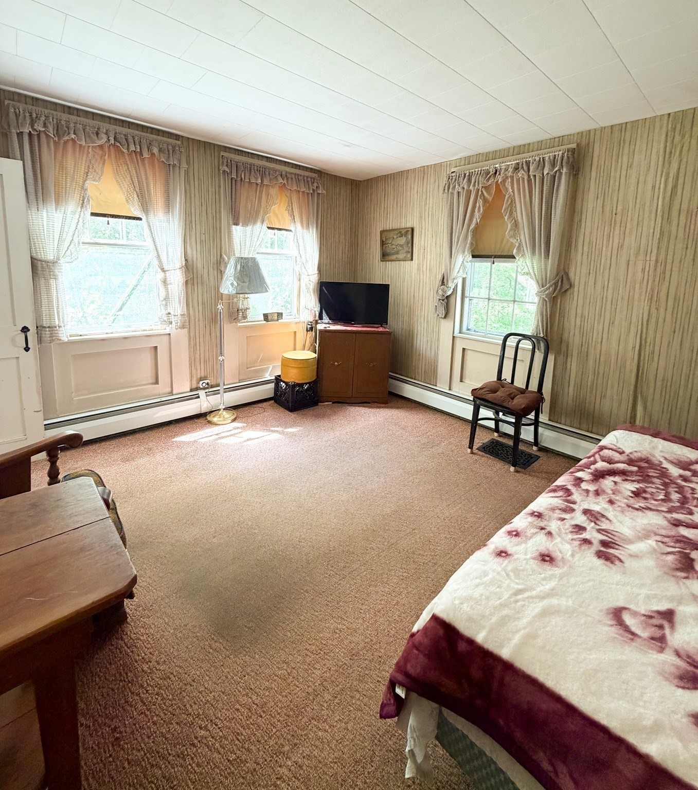 main property photo 18