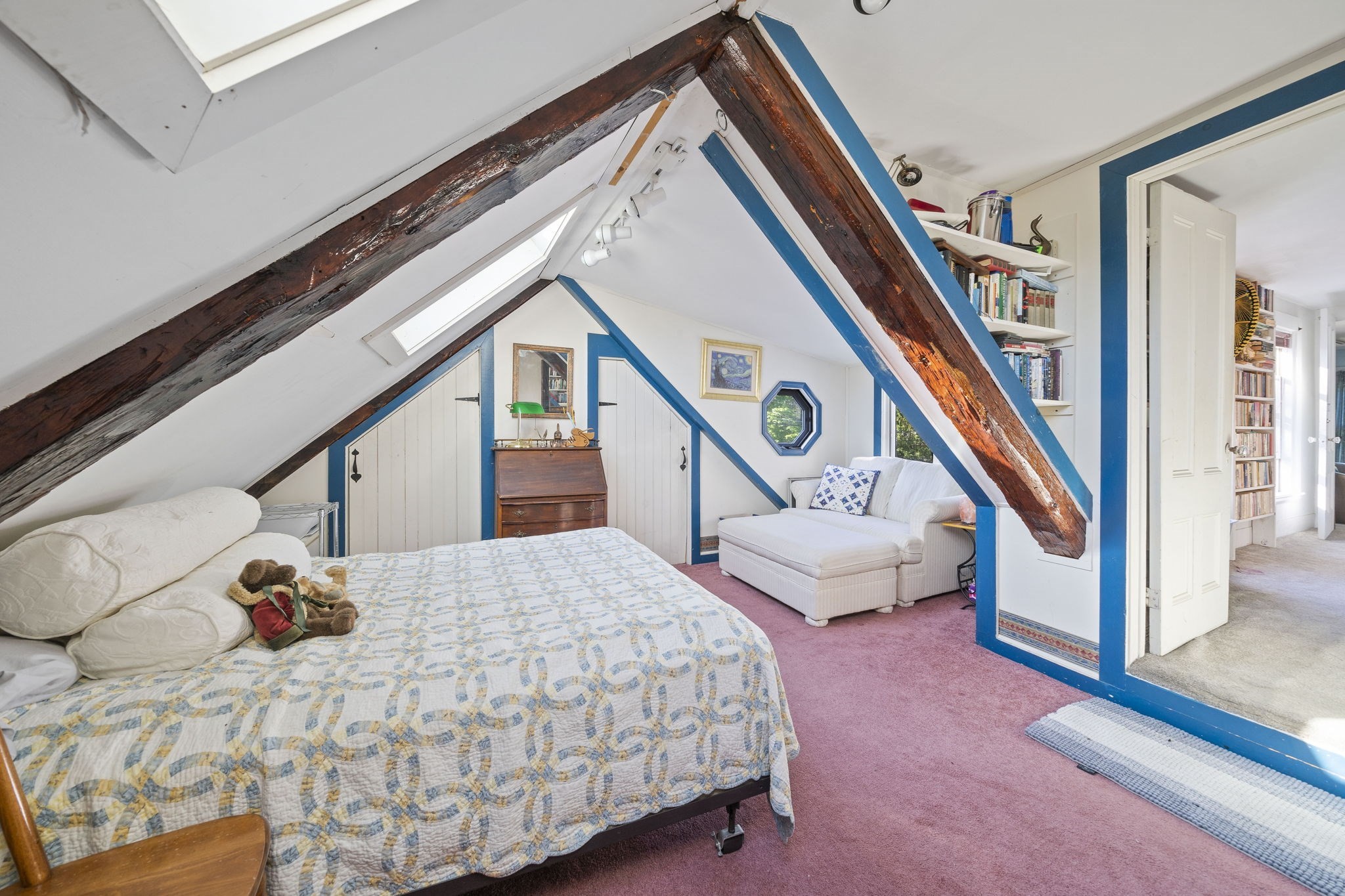 main property photo 17