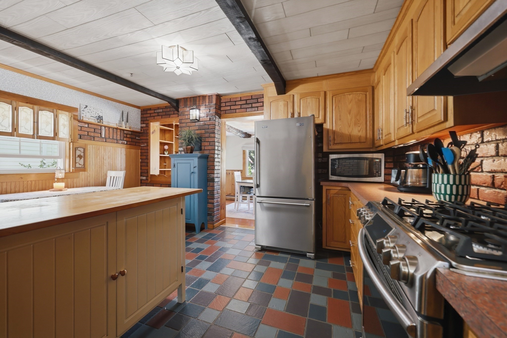 main property photo 13