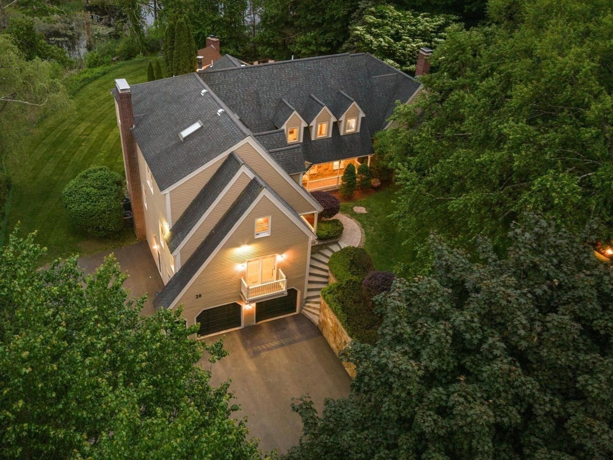 main property photo 3