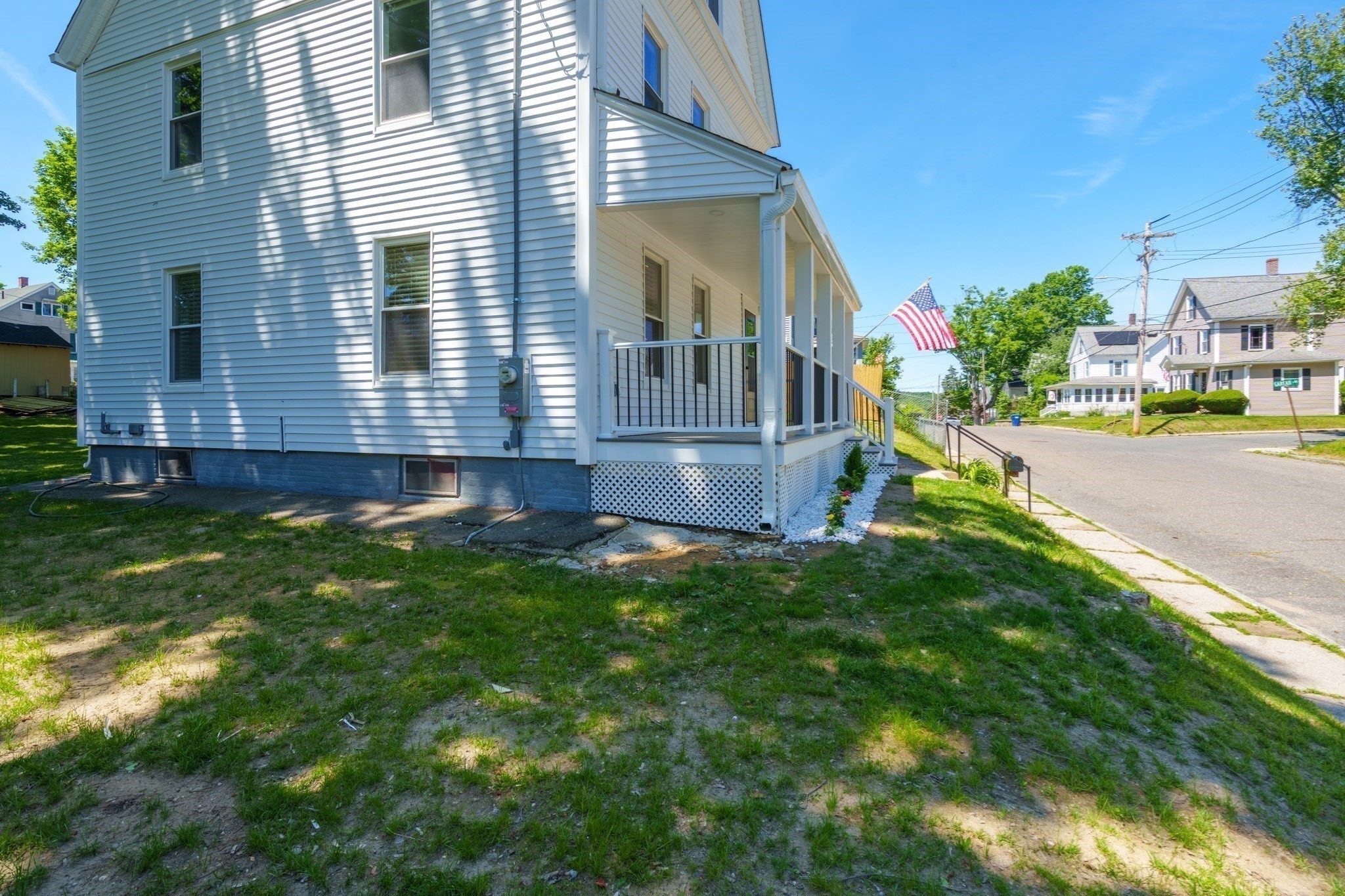 main property photo 27