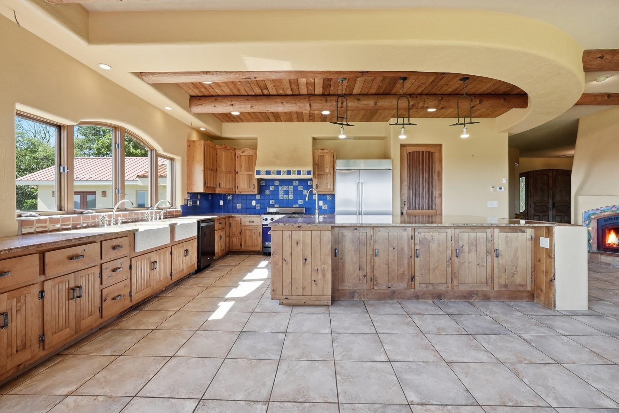 main property photo 15