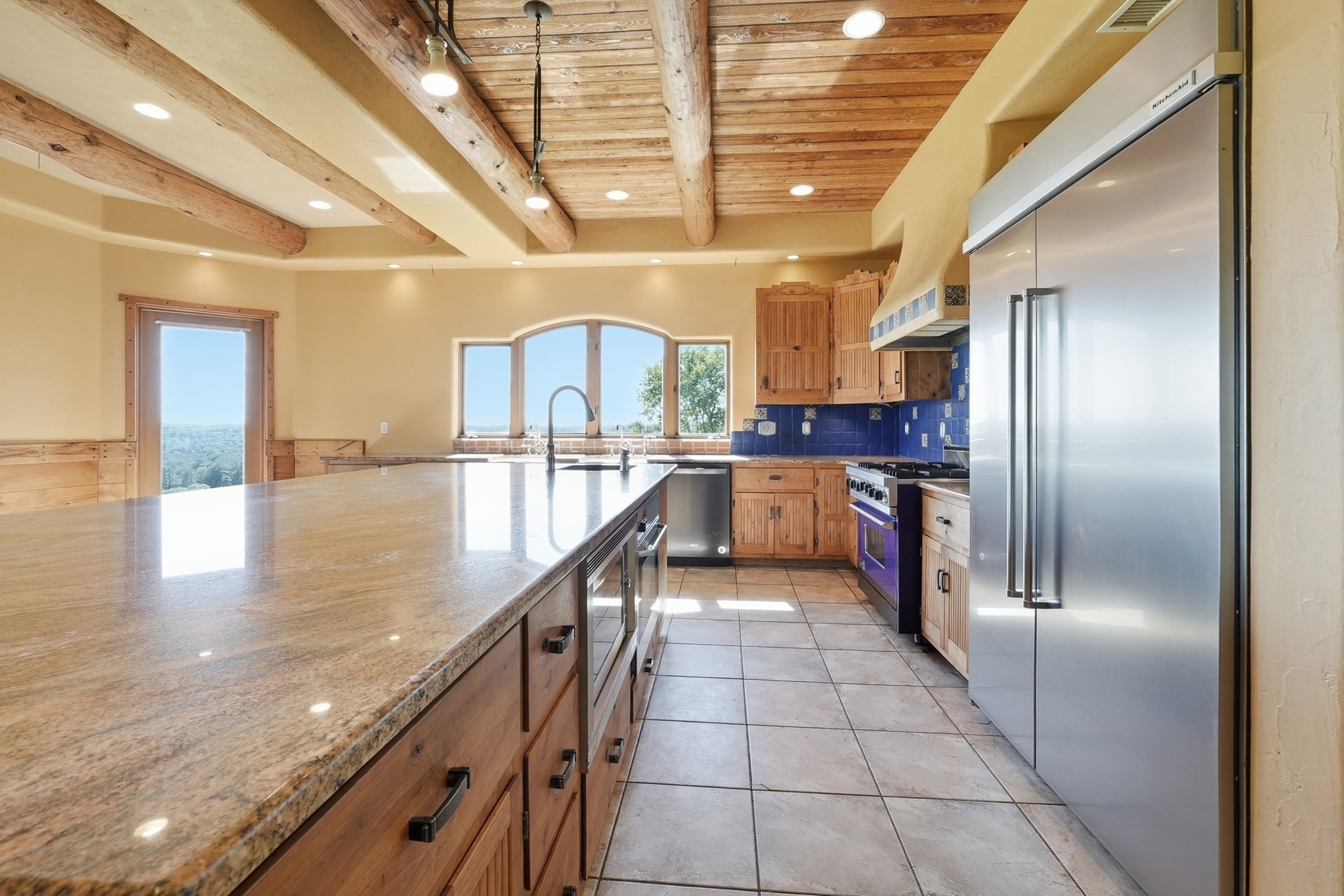 main property photo 17