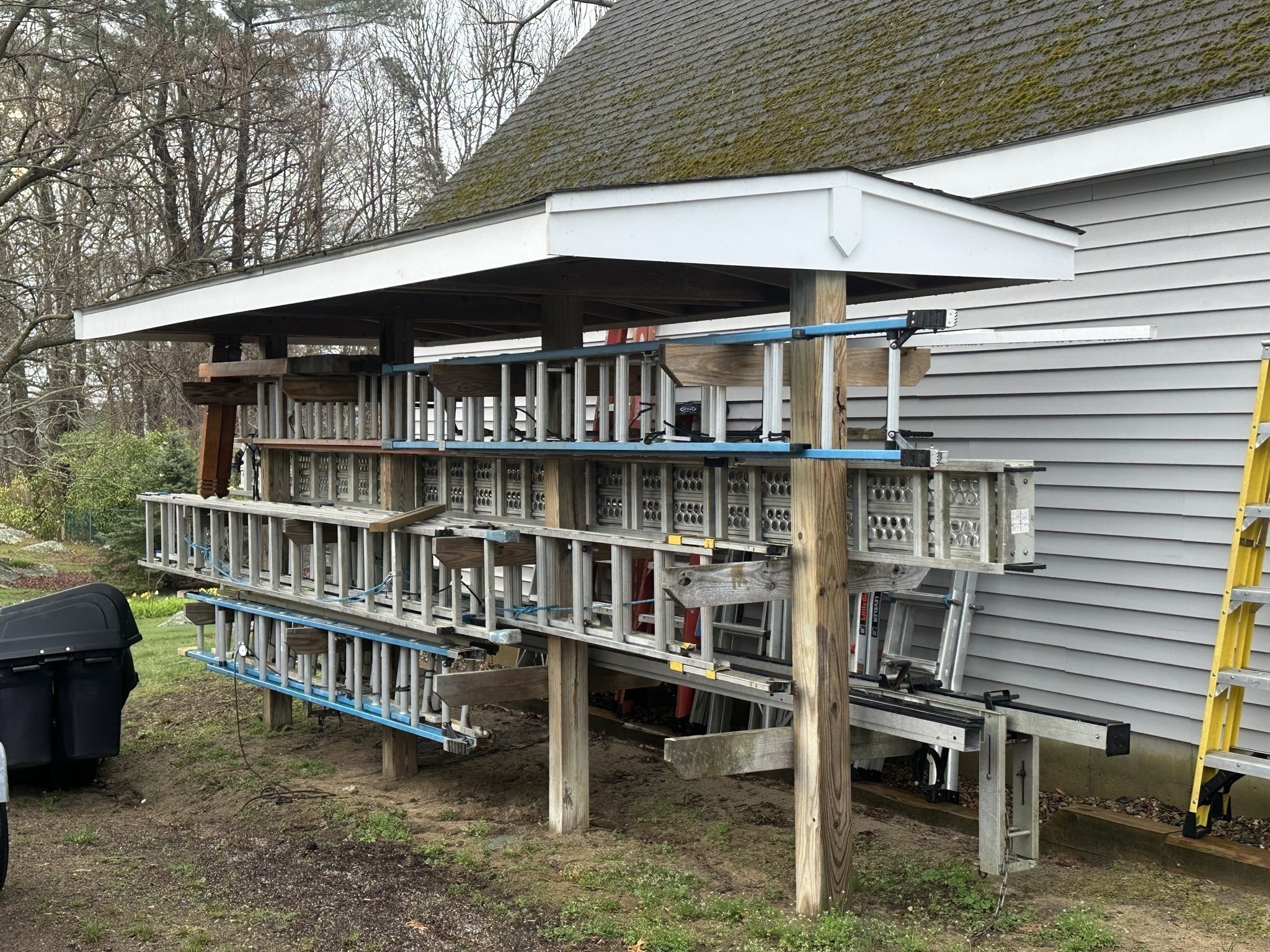 main property photo 40
