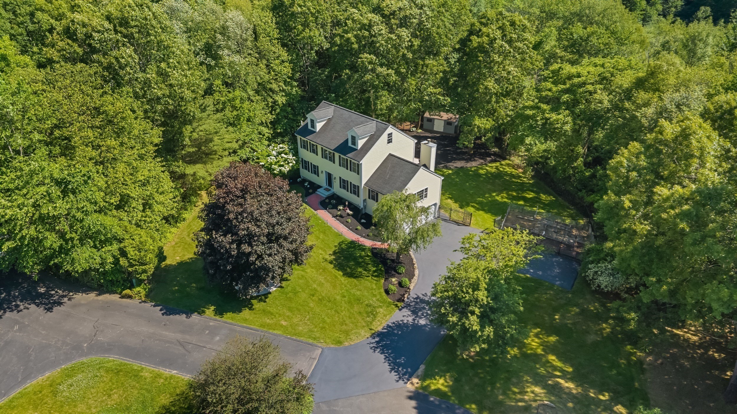 main property photo 37