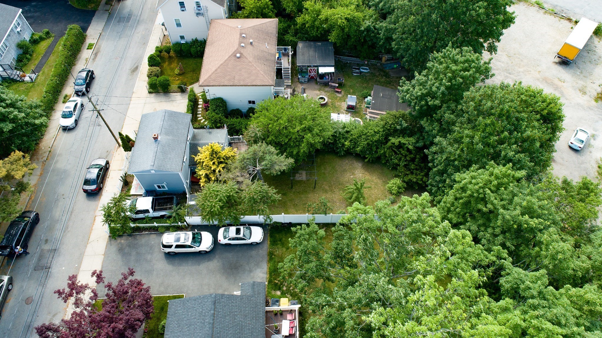 main property photo 23