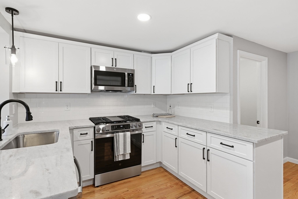 property viewer photo 5