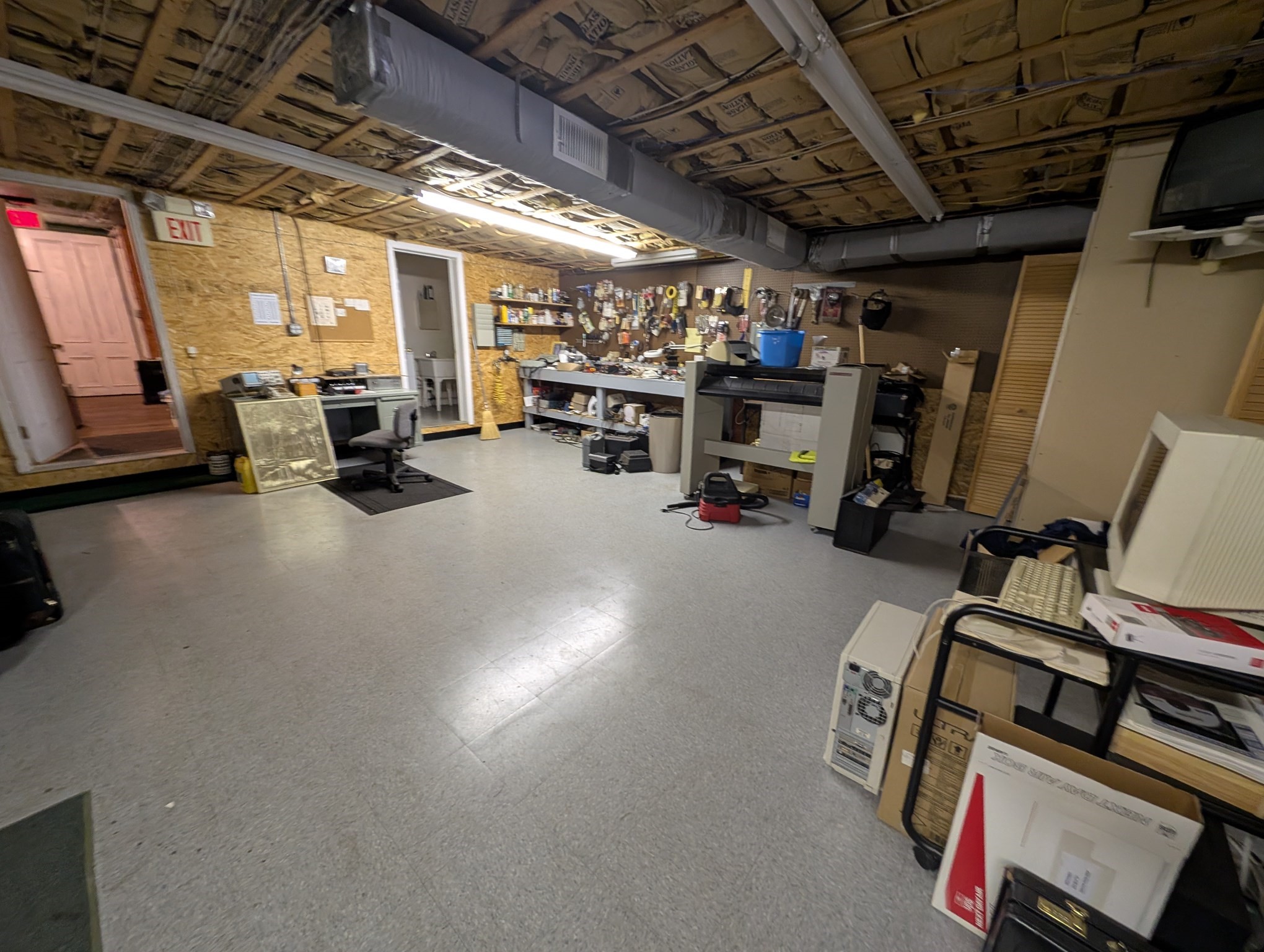 main property photo 10