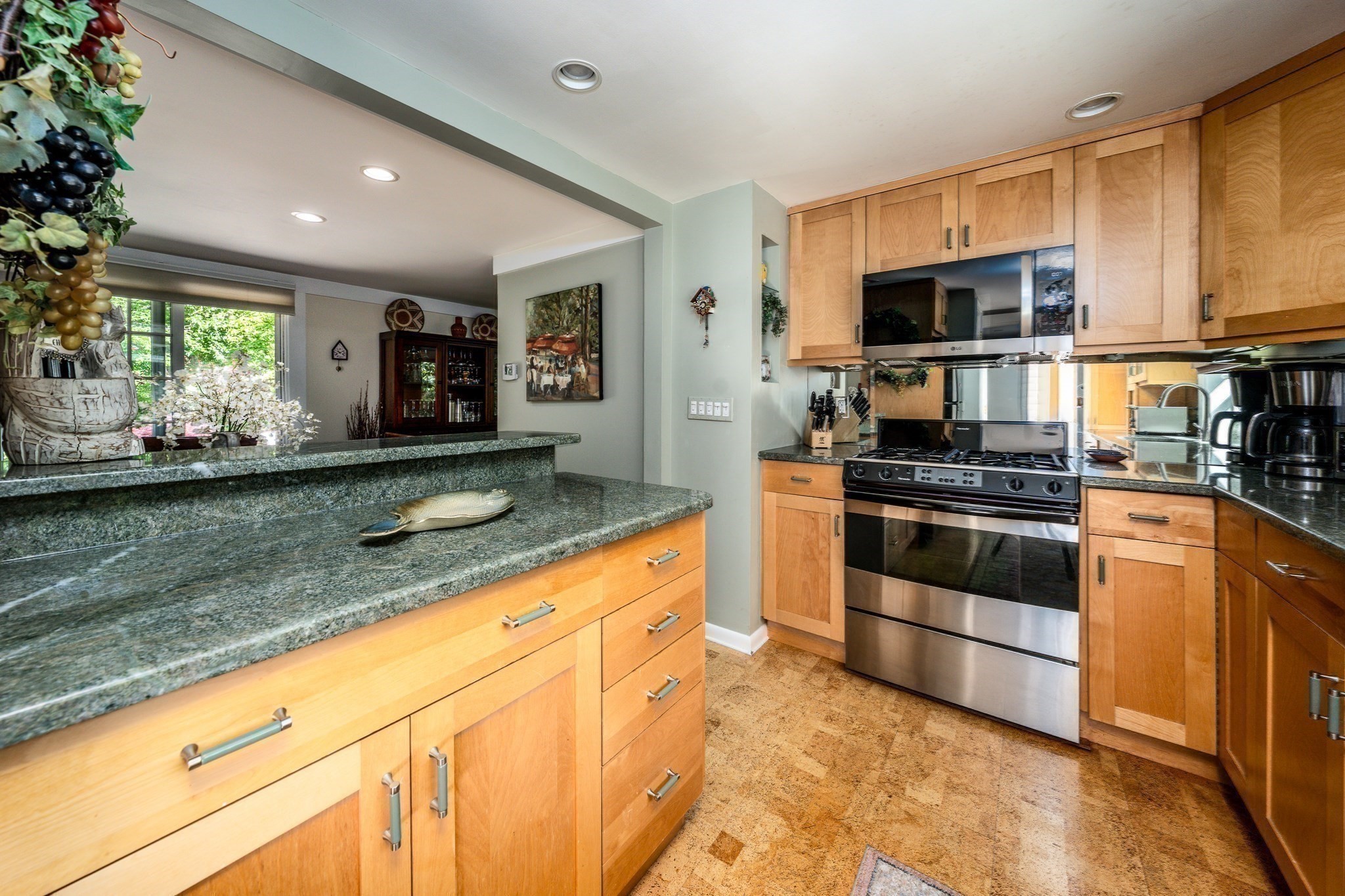 main property photo 14