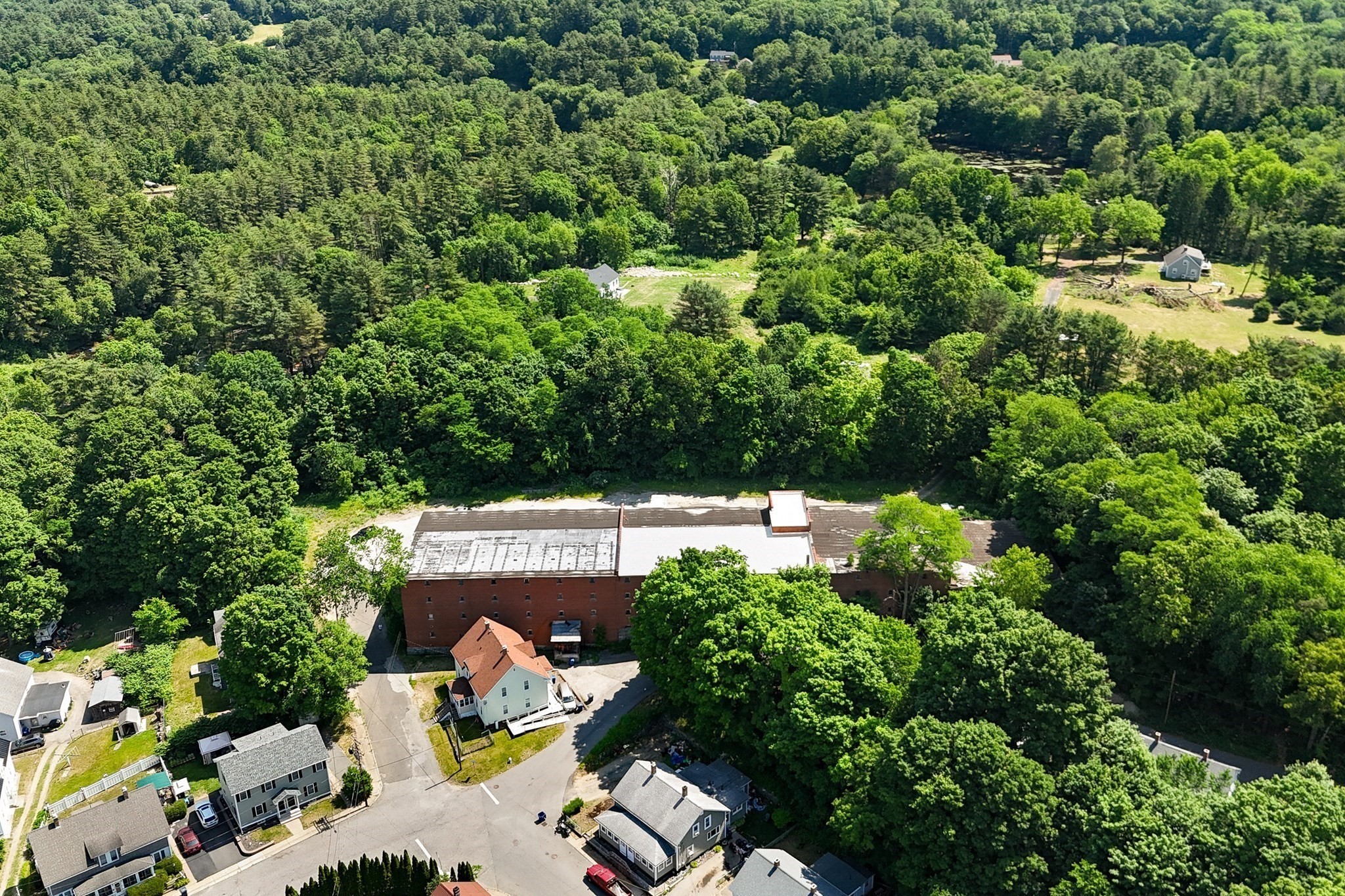 main property photo 13