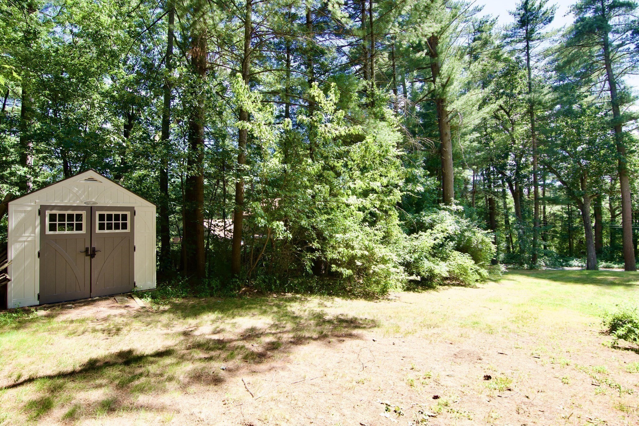 main property photo 37