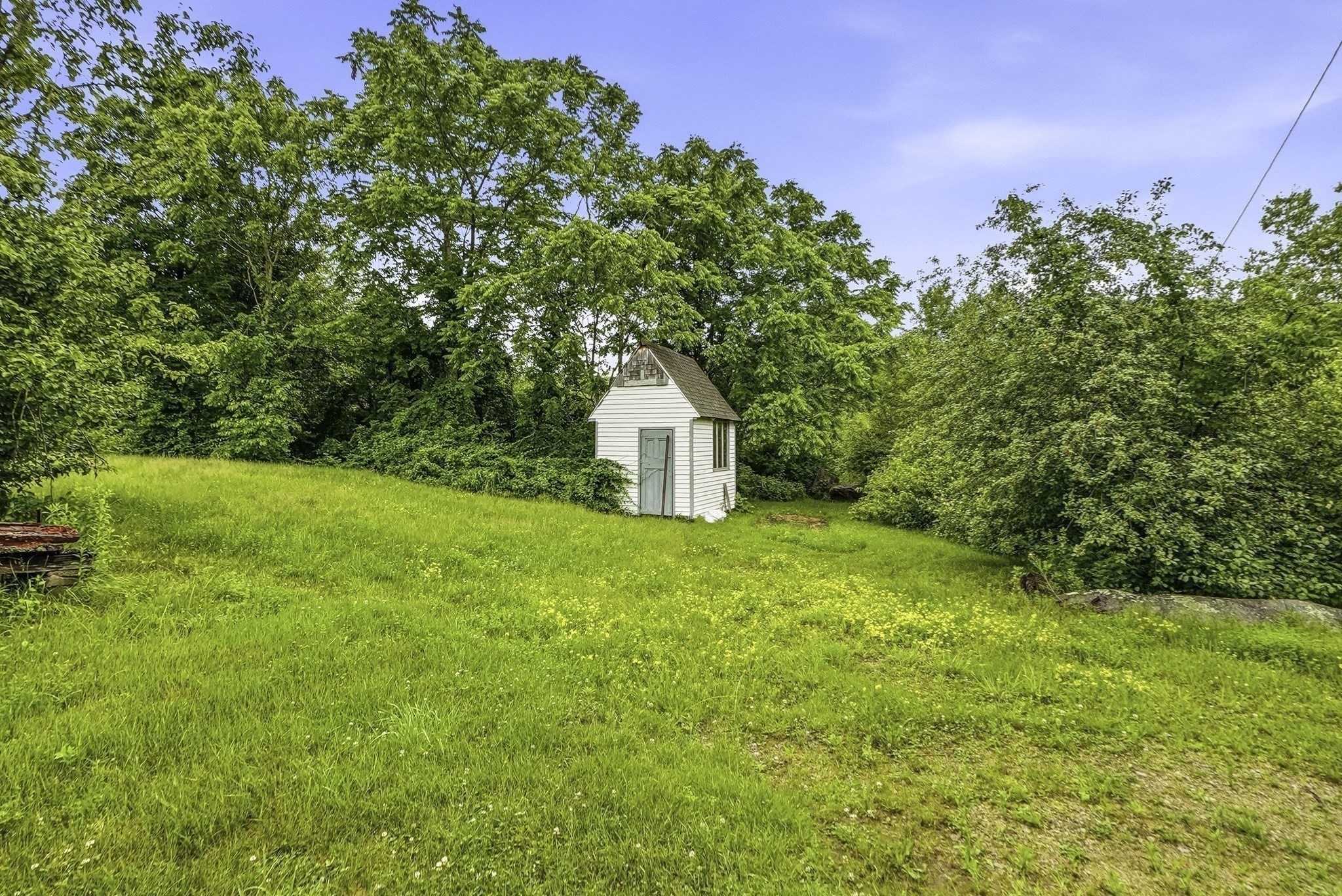 main property photo 32