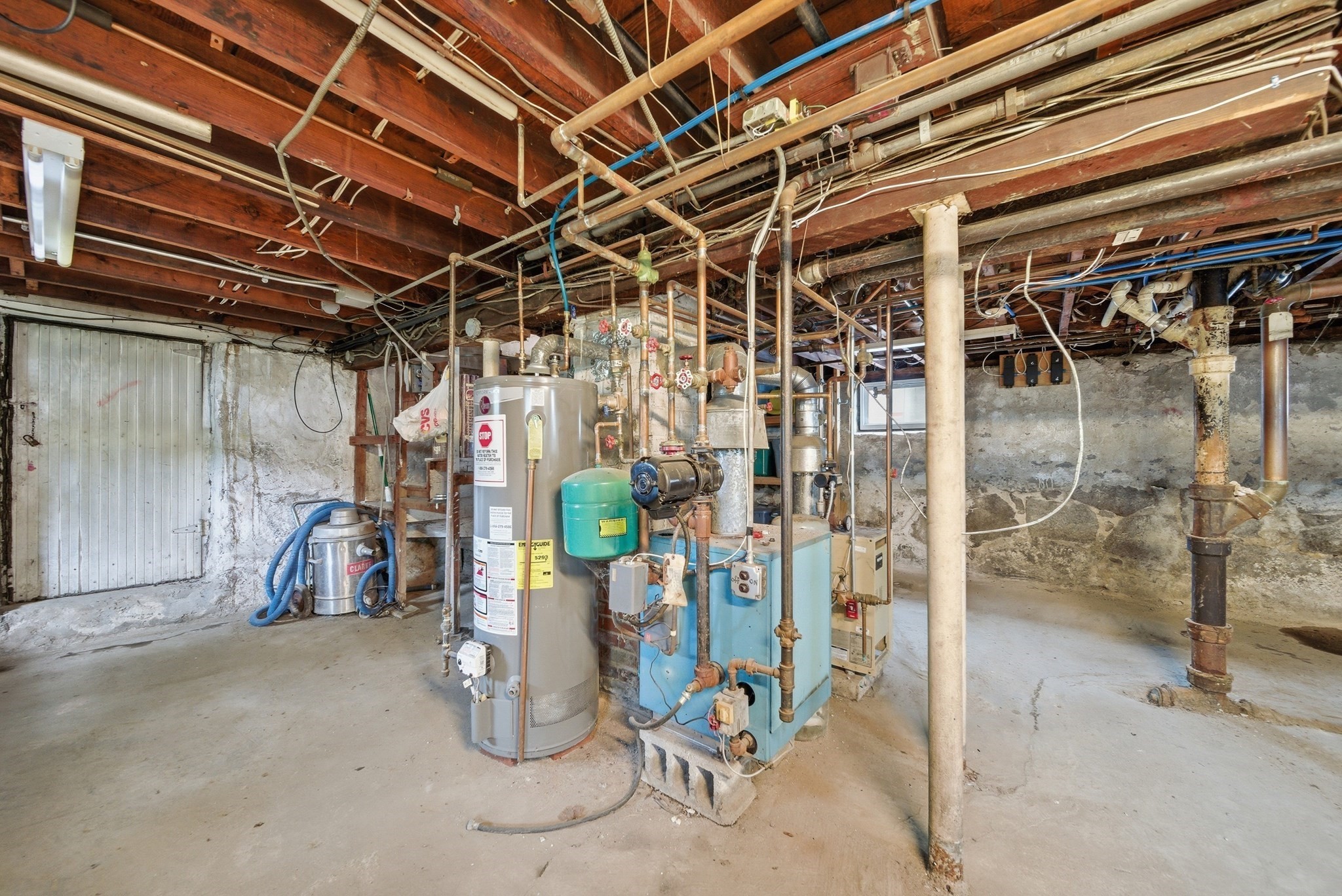 main property photo 35
