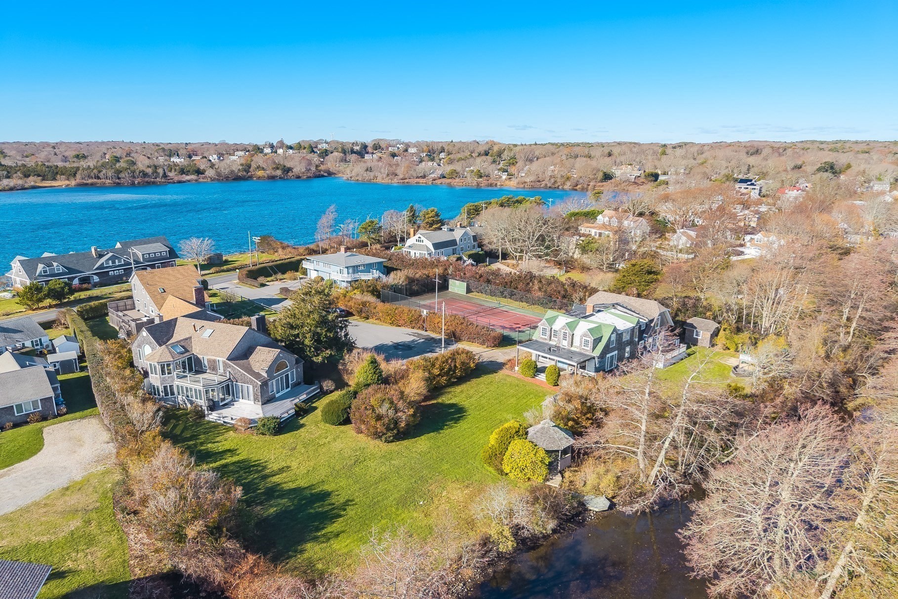 main property photo 37