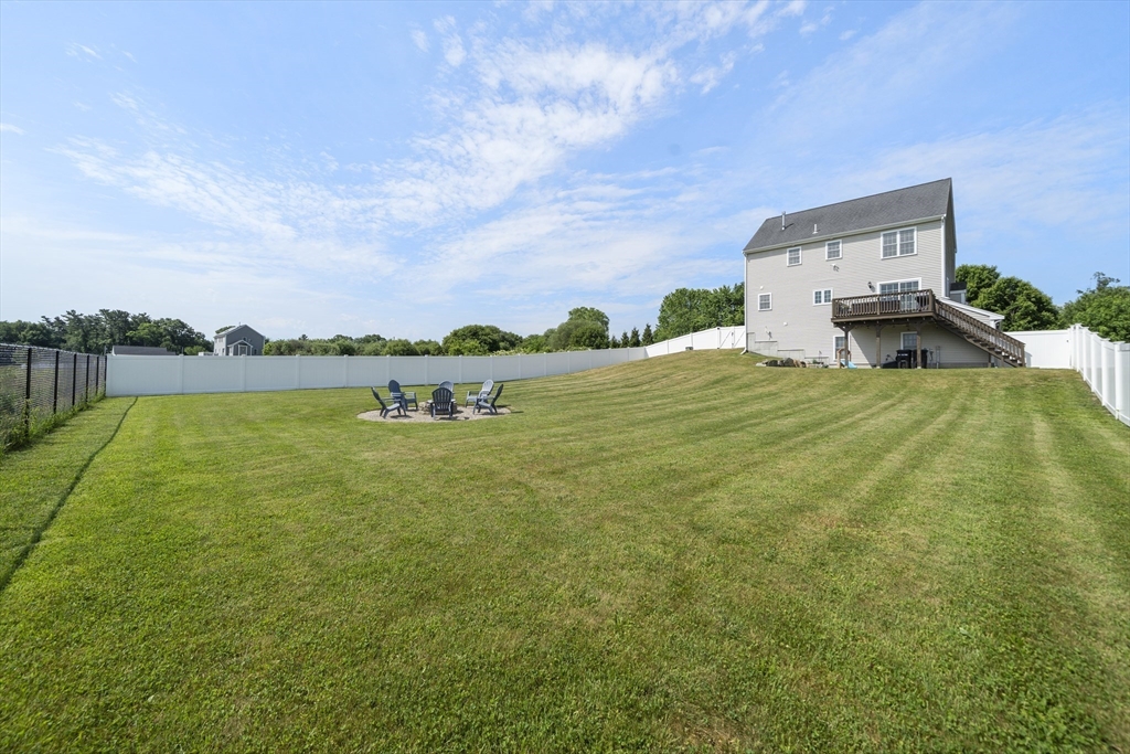 main property photo 13