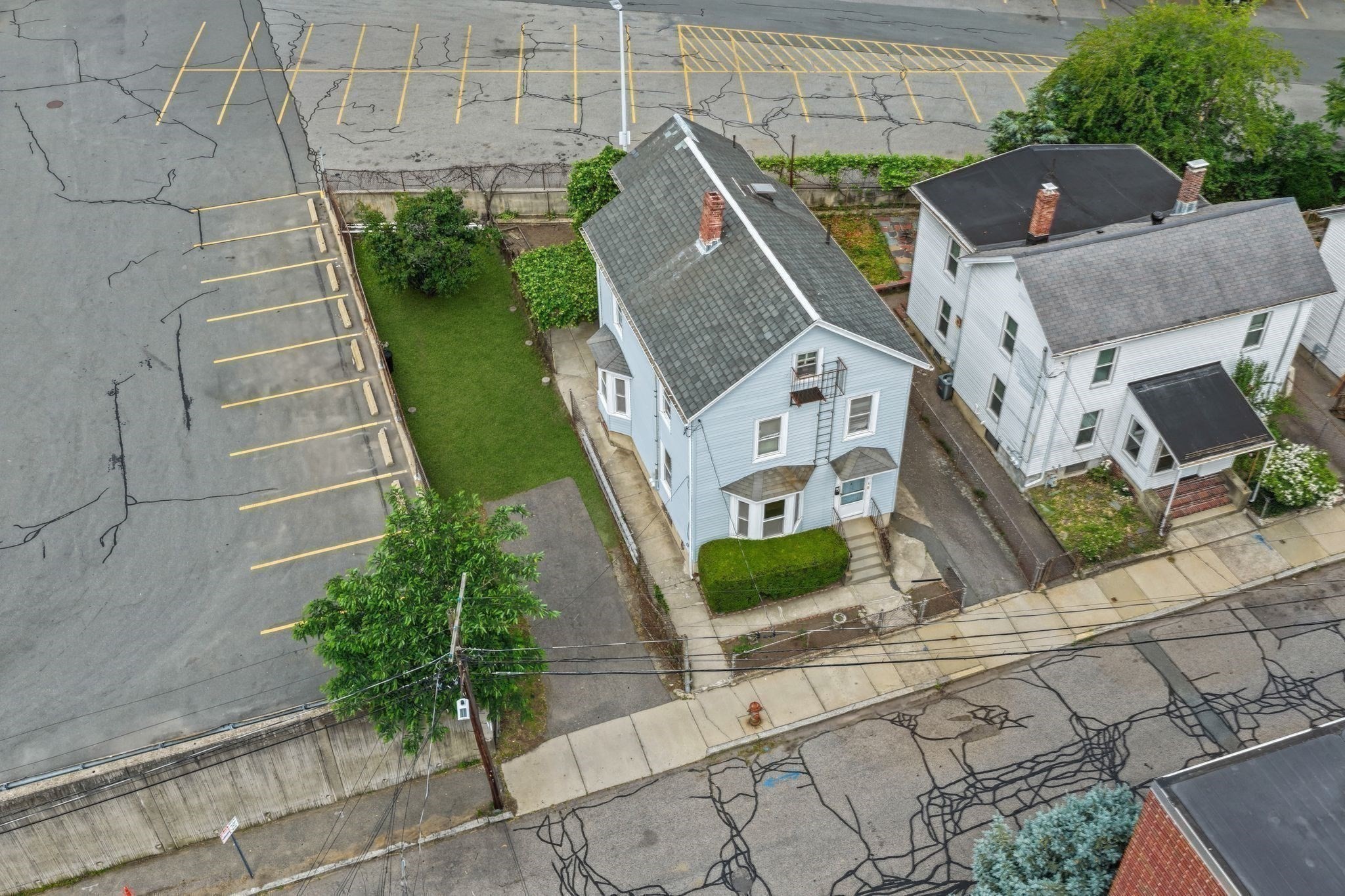 main property photo 9