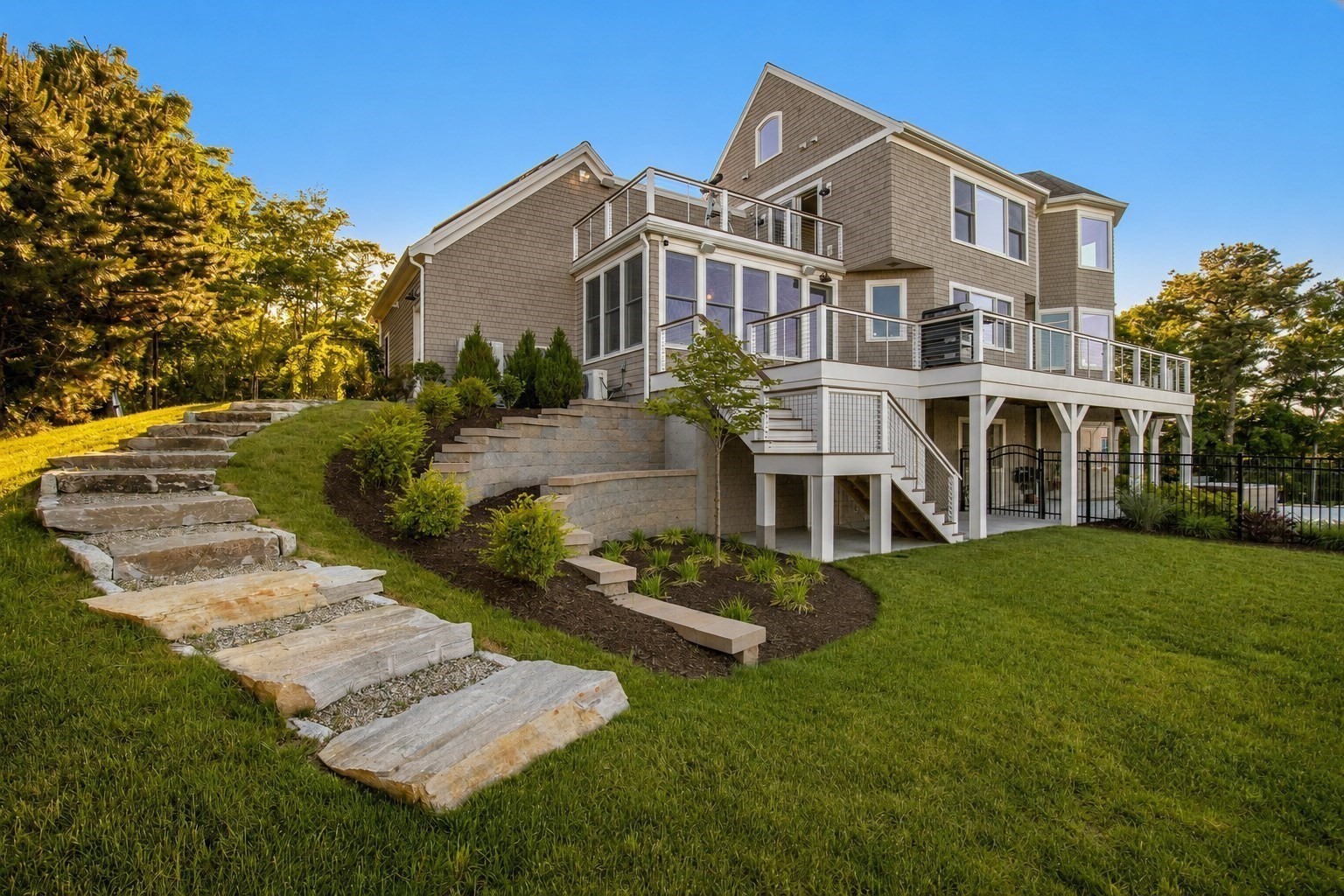 main property photo 29