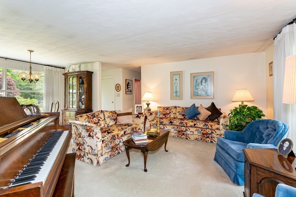 property viewer photo 5