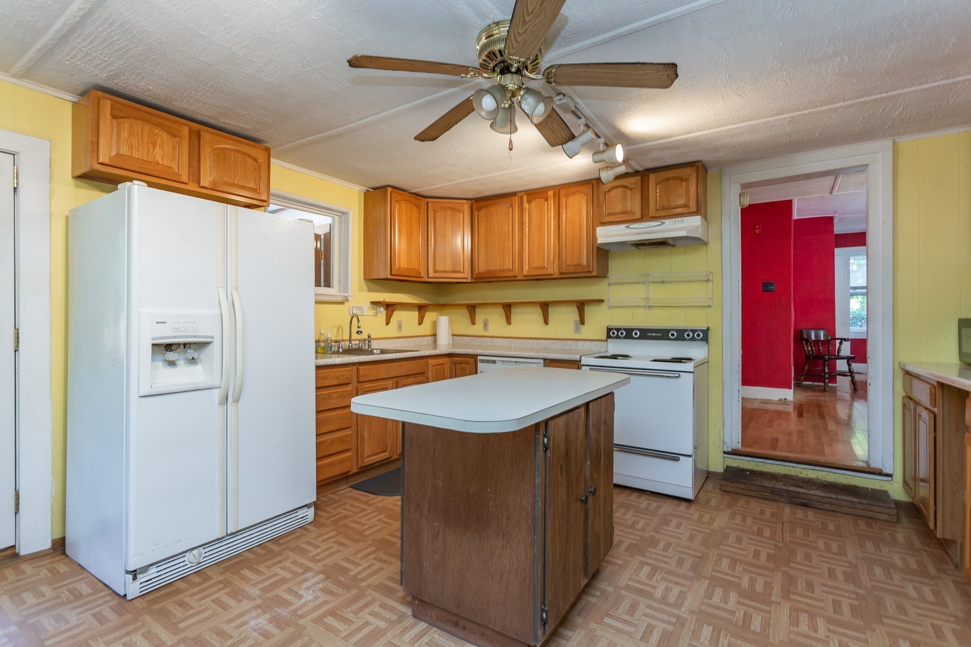 main property photo 8