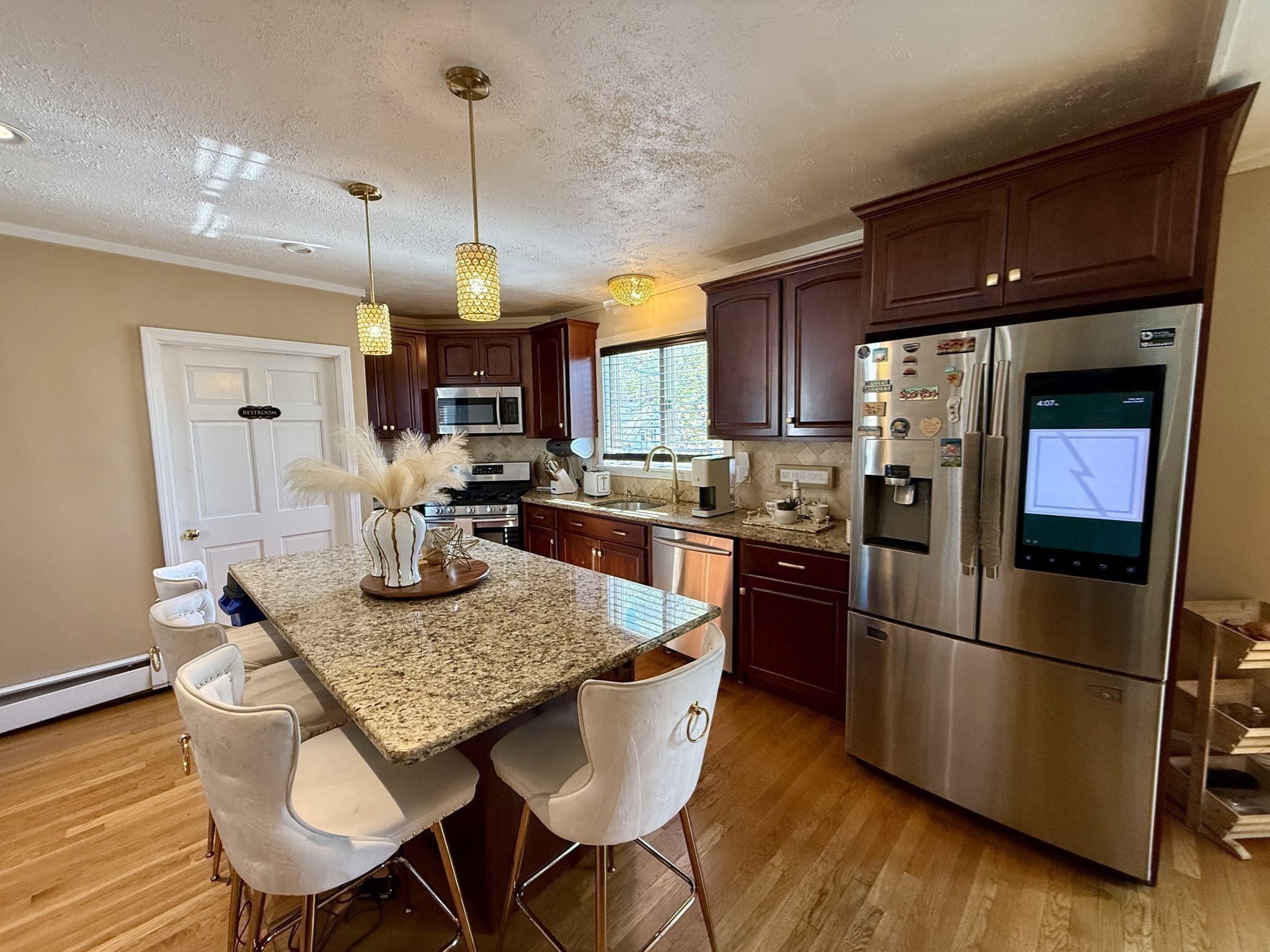 main property photo 17