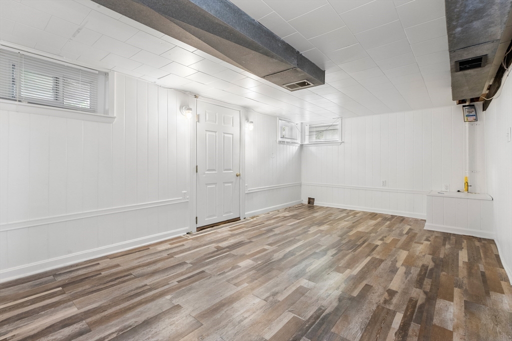 property viewer photo 16
