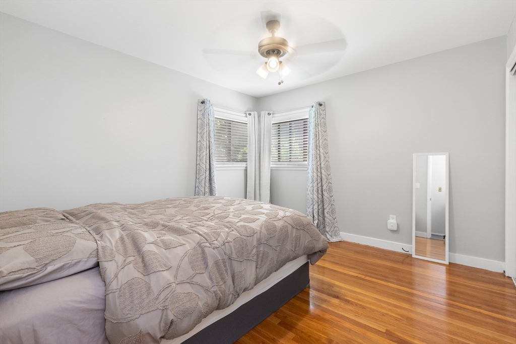property viewer photo 23