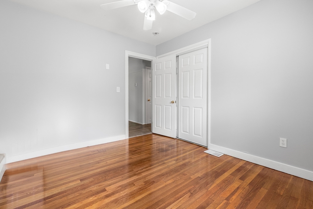property viewer photo 25