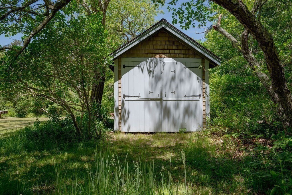 main property photo 24