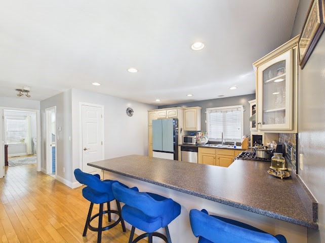 main property photo 9